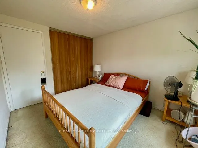 1755 Rathburn Road E, #56