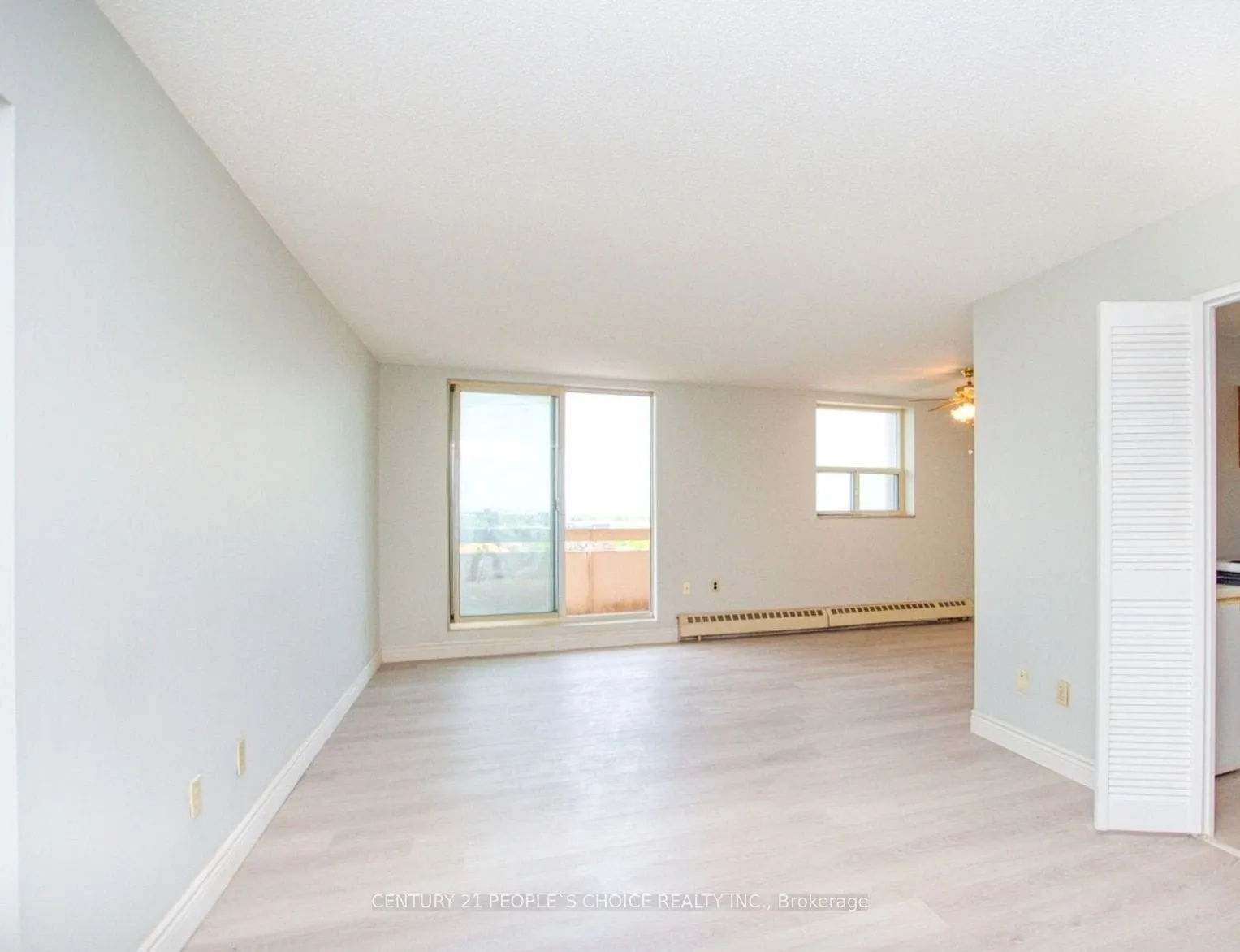 3533 Derry Road E, #801