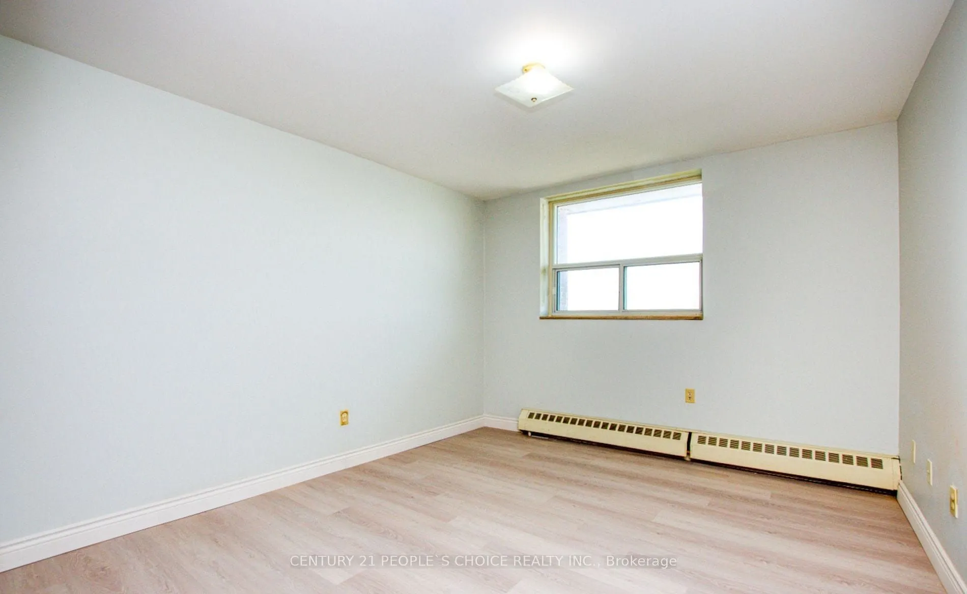 3533 Derry Road E, #801