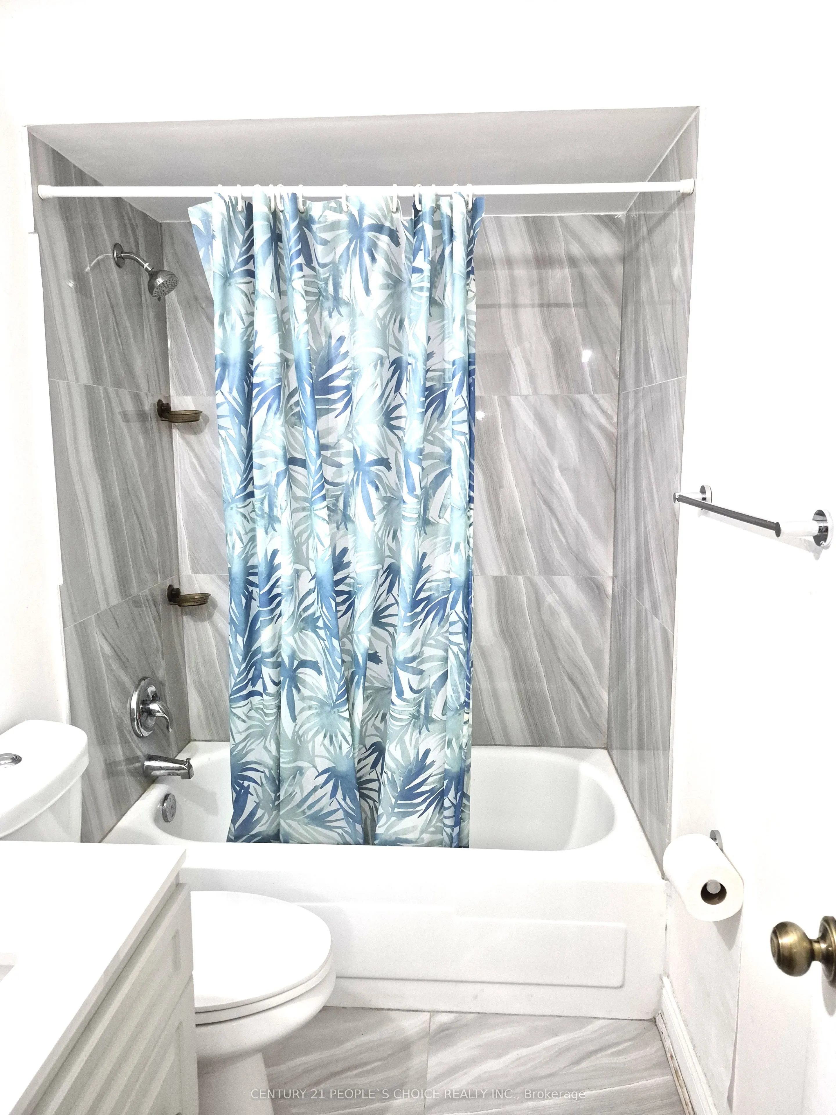 3533 Derry Road E, #801