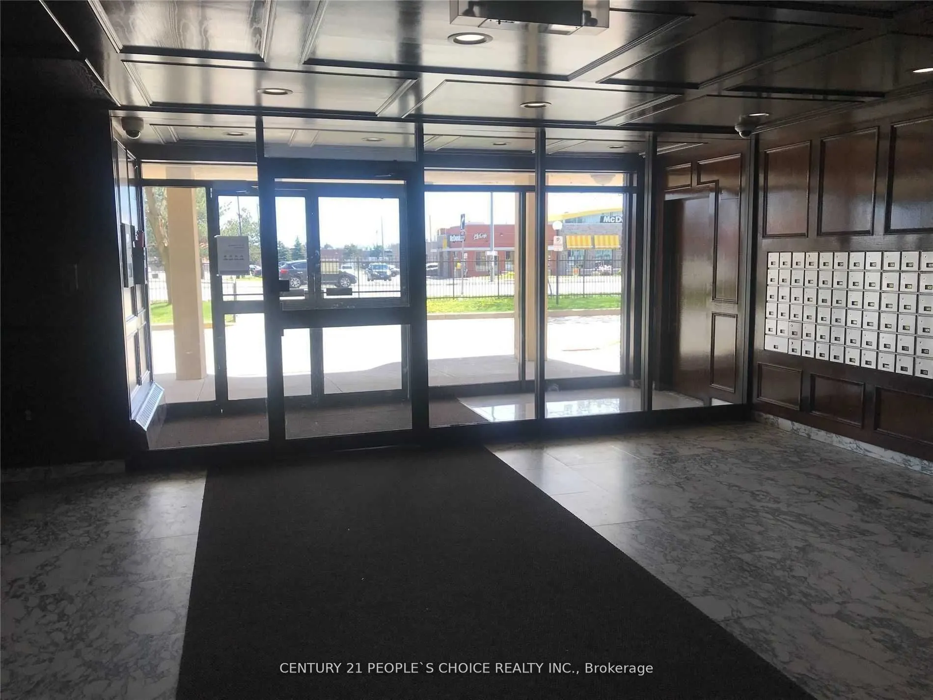 3533 Derry Road E, #801