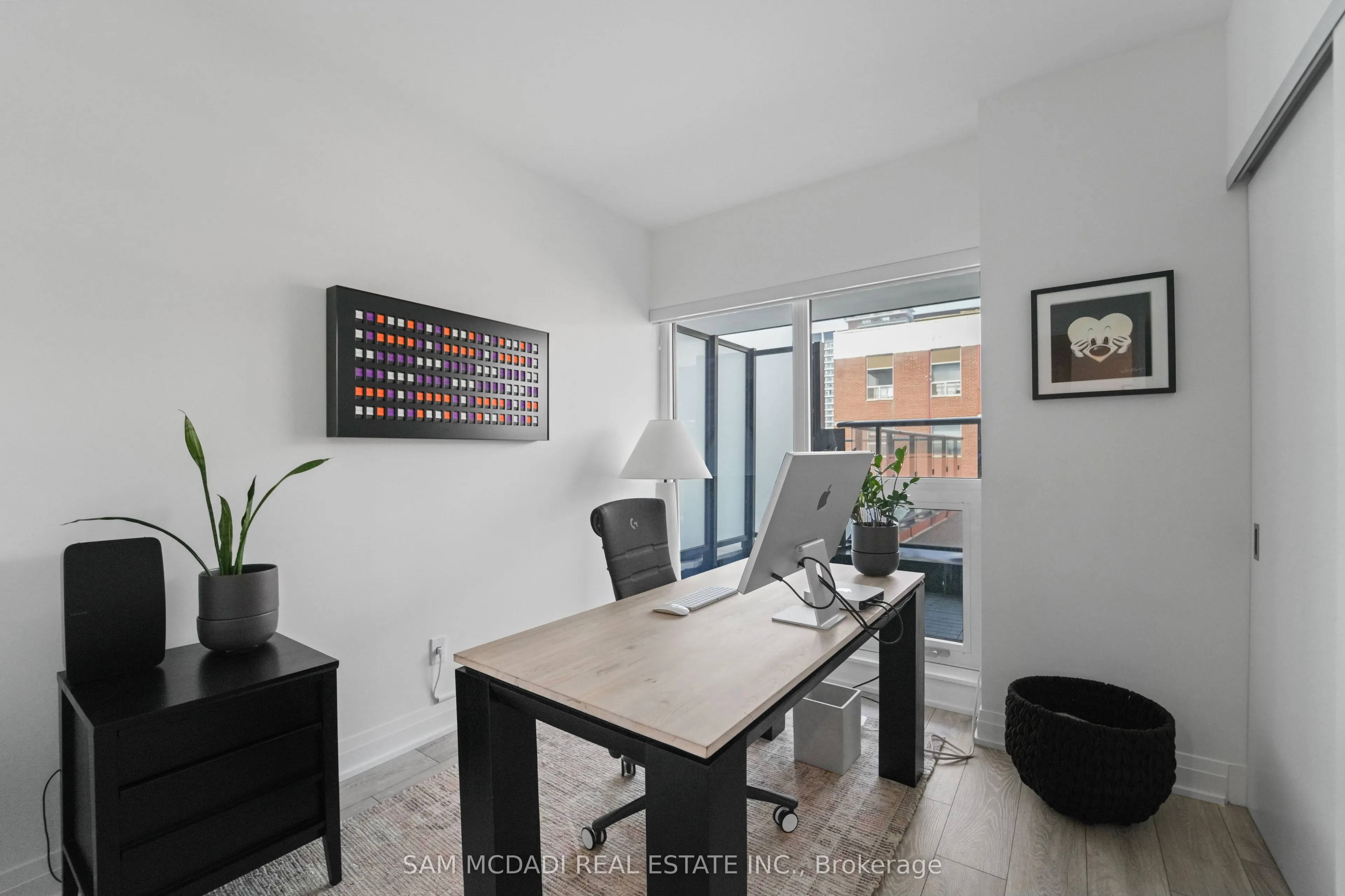 21 PARK Street E, #815