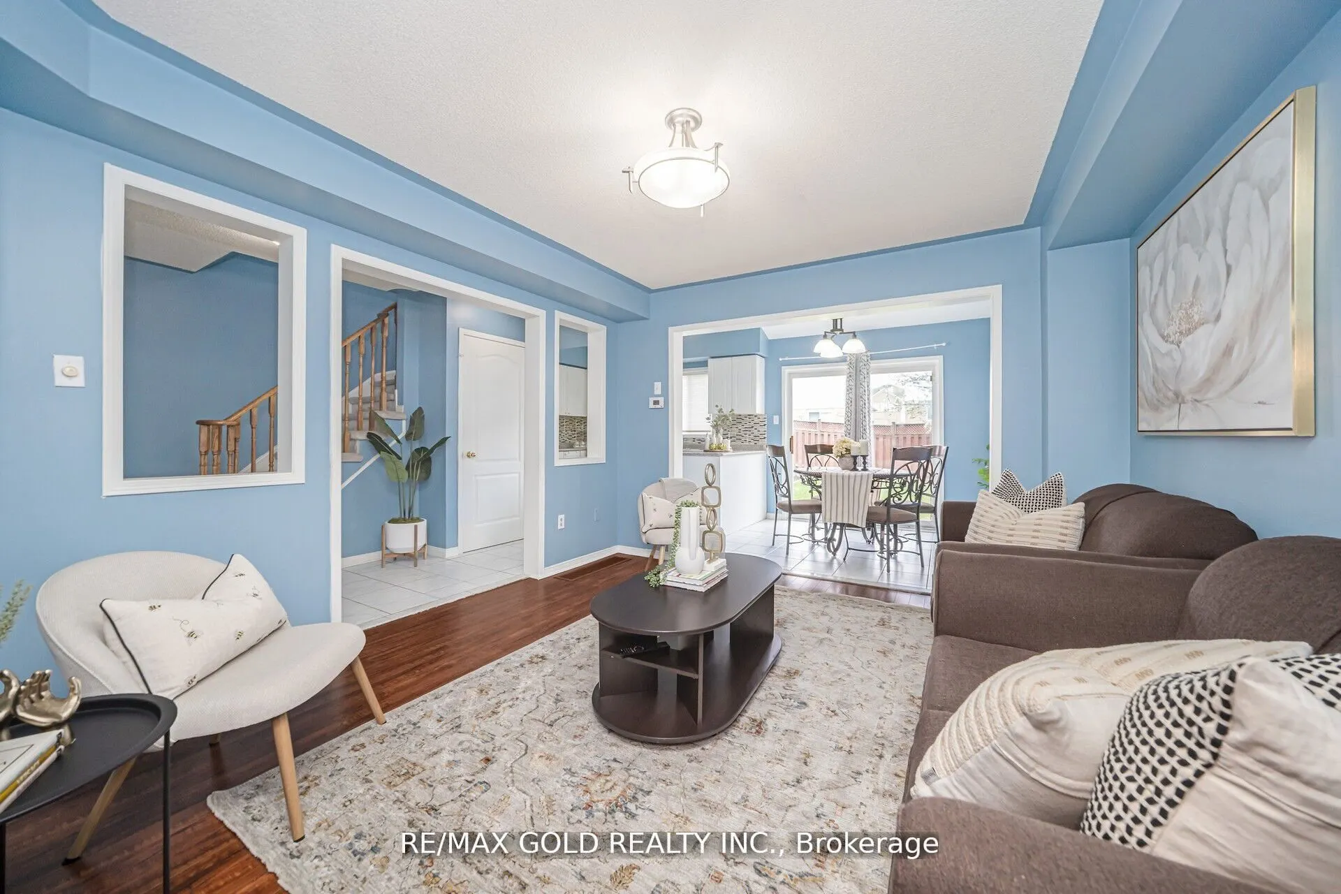 108 Black Forest Drive N