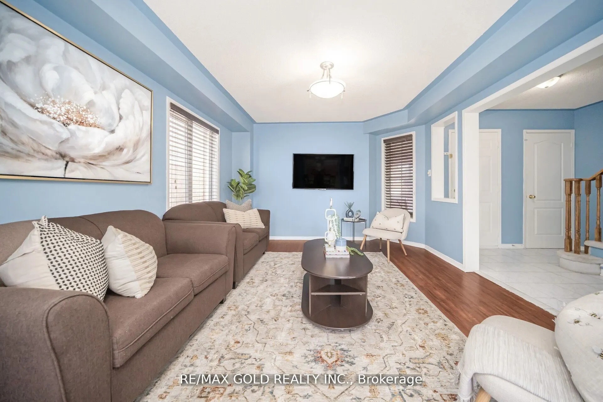 108 Black Forest Drive N