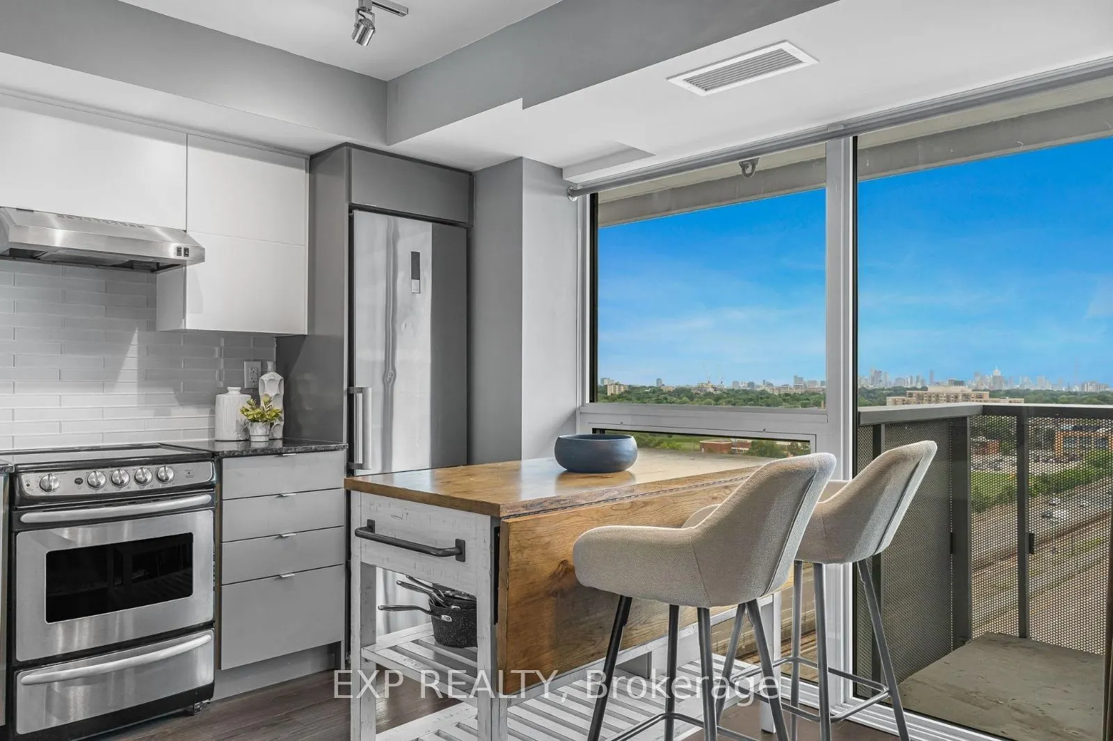 160 Flemington Road, #1304
