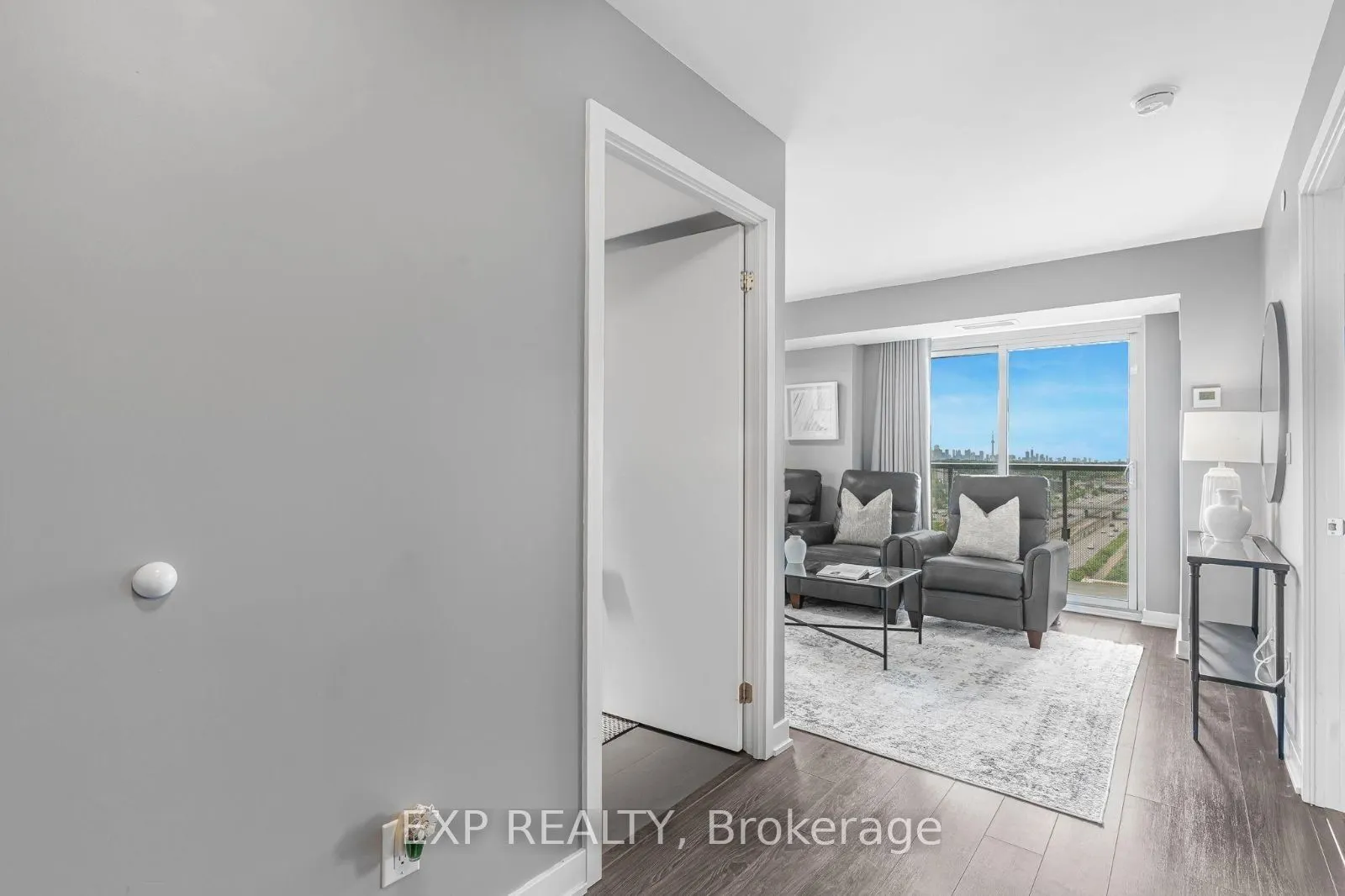 160 Flemington Road, #1304