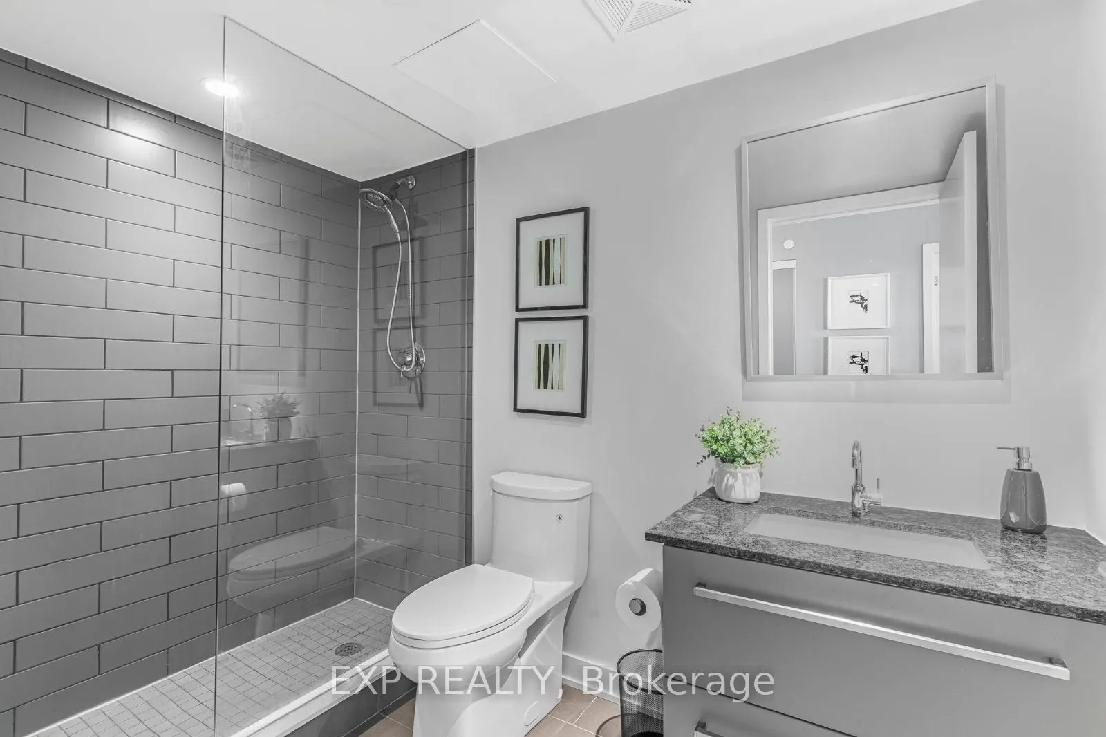 160 Flemington Road, #1304