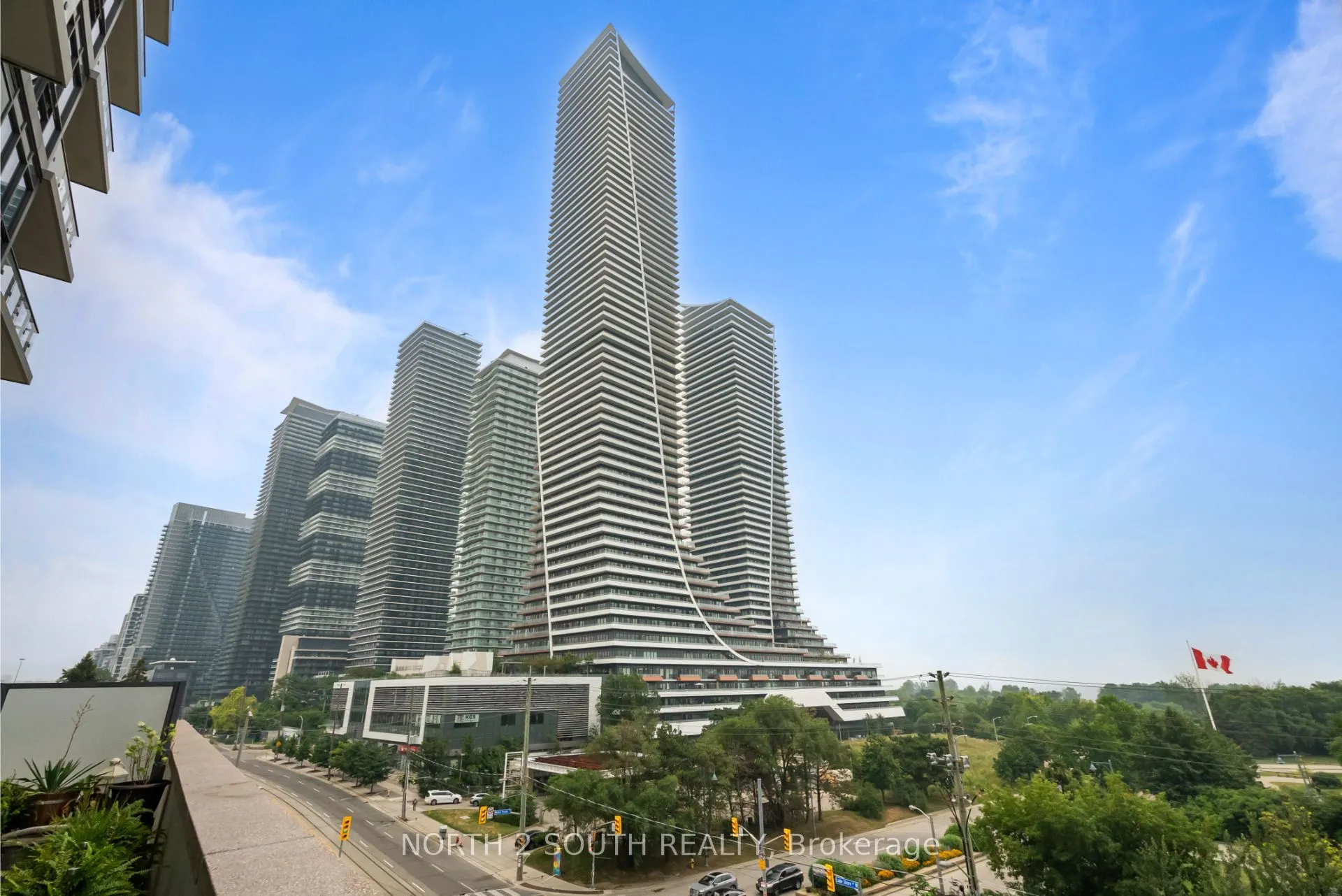 2200 Lake Shore Boulevard W, #622