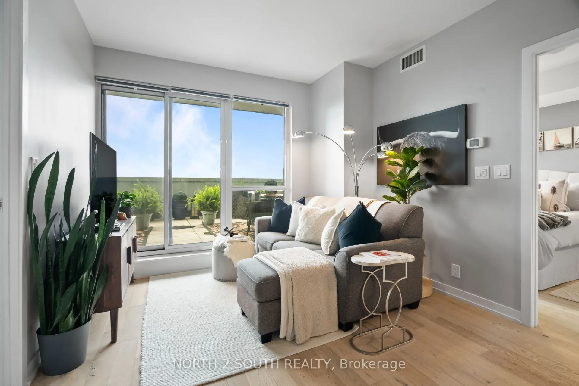 2200 Lake Shore Boulevard W, #622