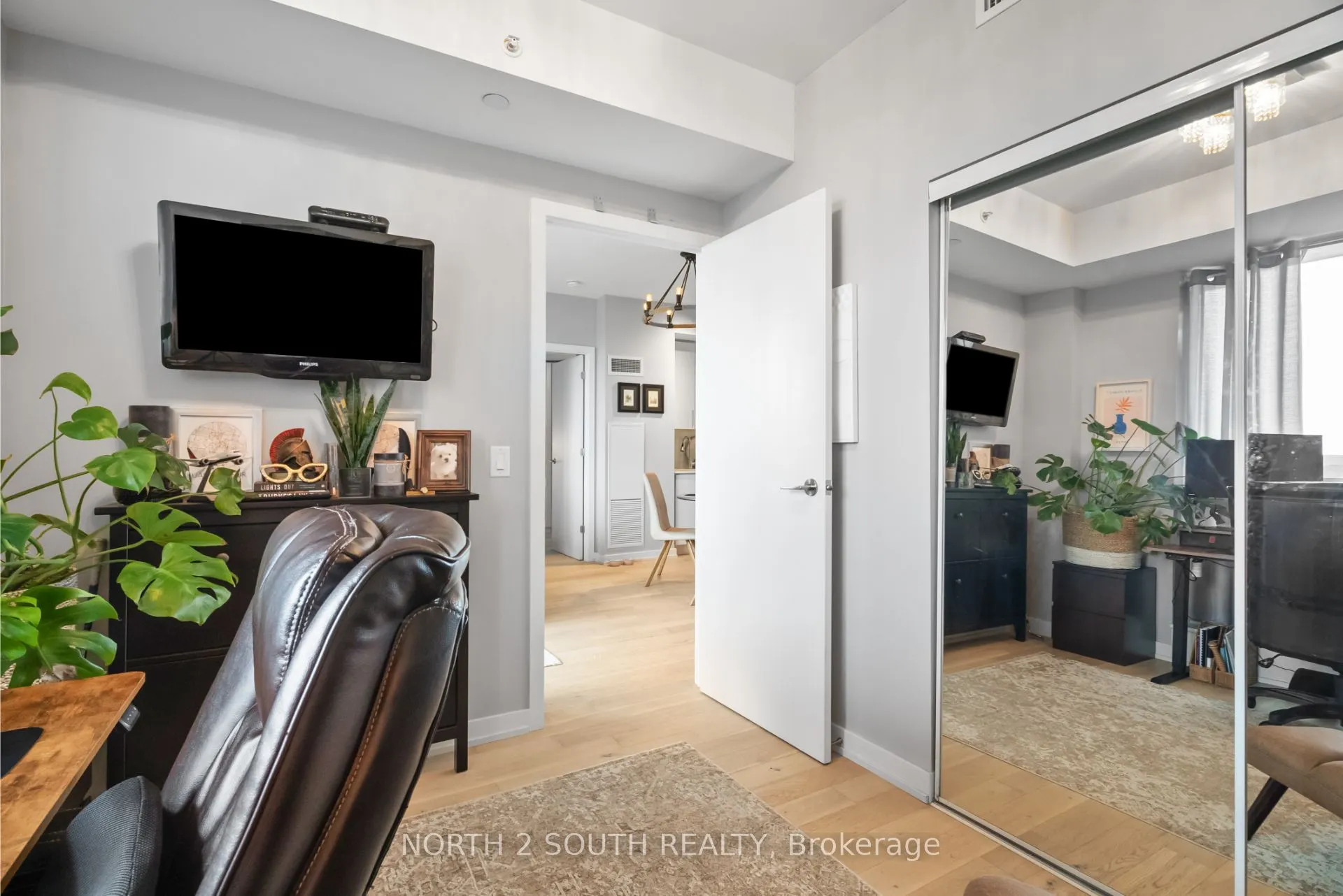 2200 Lake Shore Boulevard W, #622
