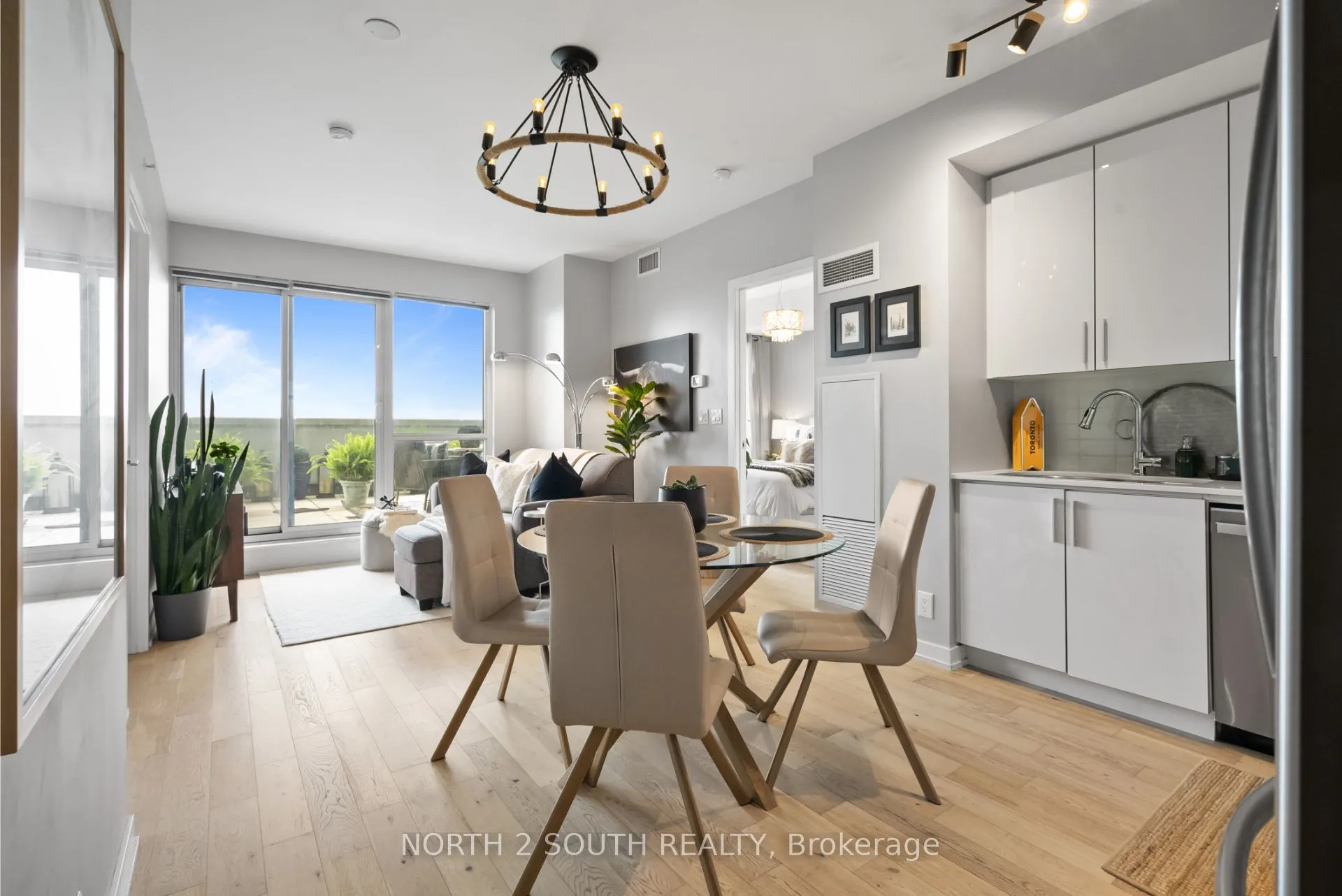2200 Lake Shore Boulevard W, #622