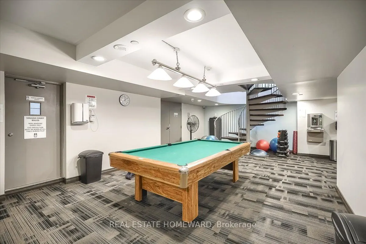 2285 Lake Shore Boulevard W, #203