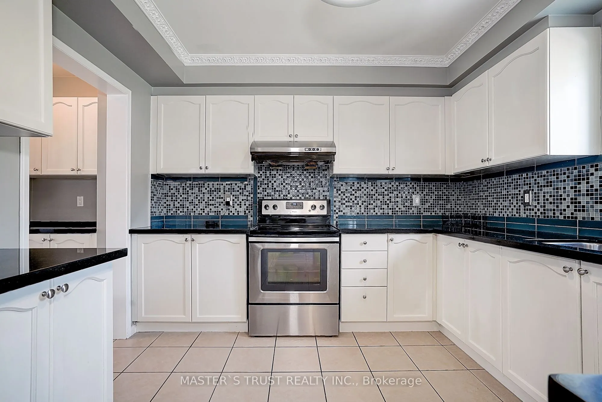 6 Courtsfield Crescent