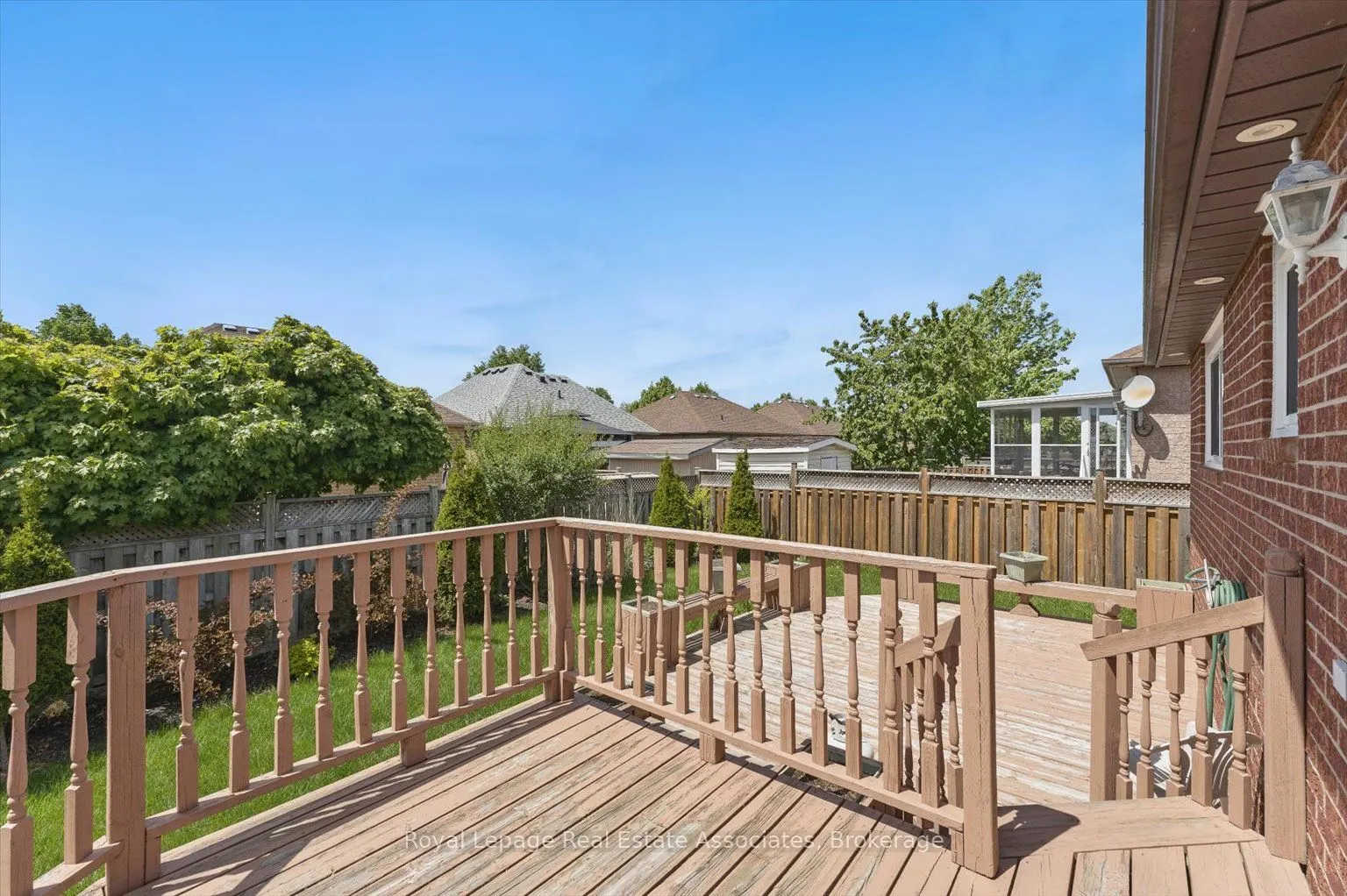 65 Summerfield Crescent