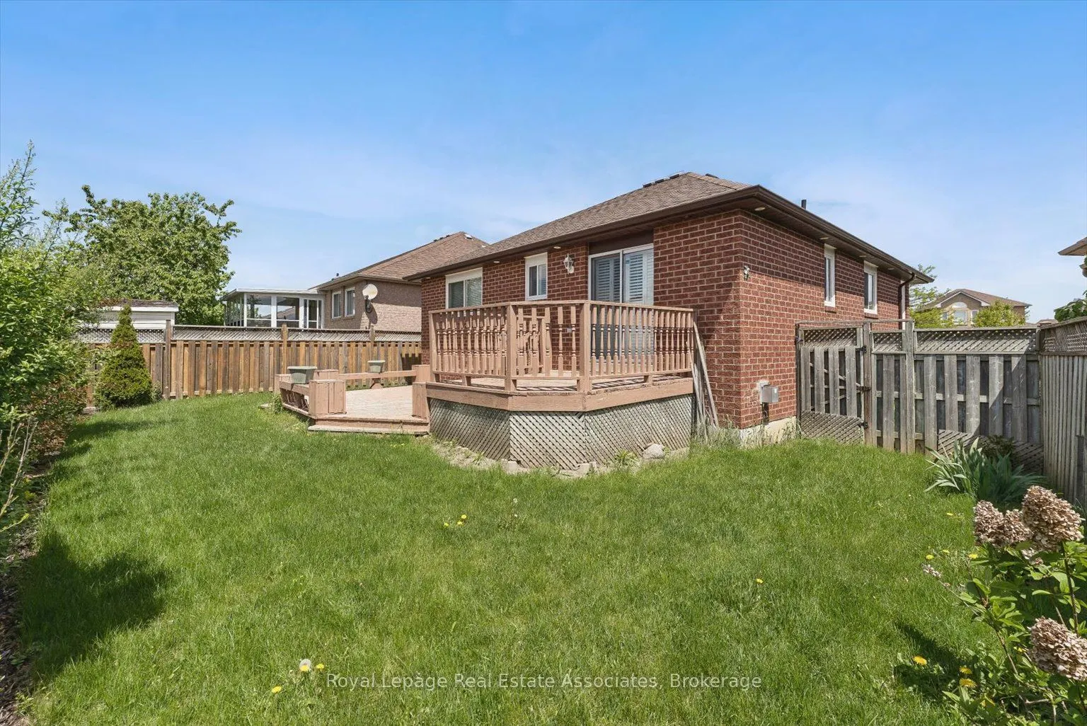 65 Summerfield Crescent