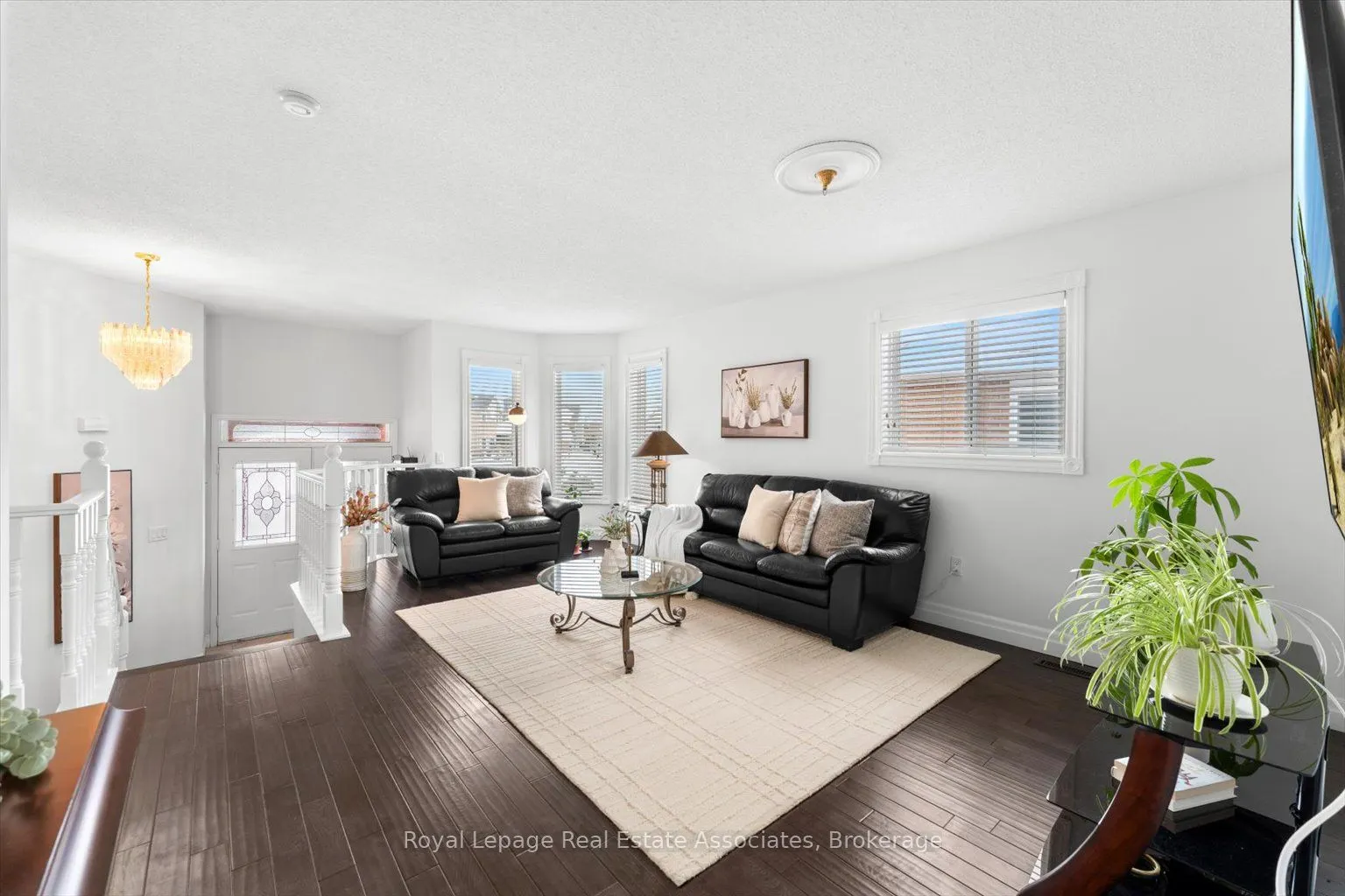 65 Summerfield Crescent