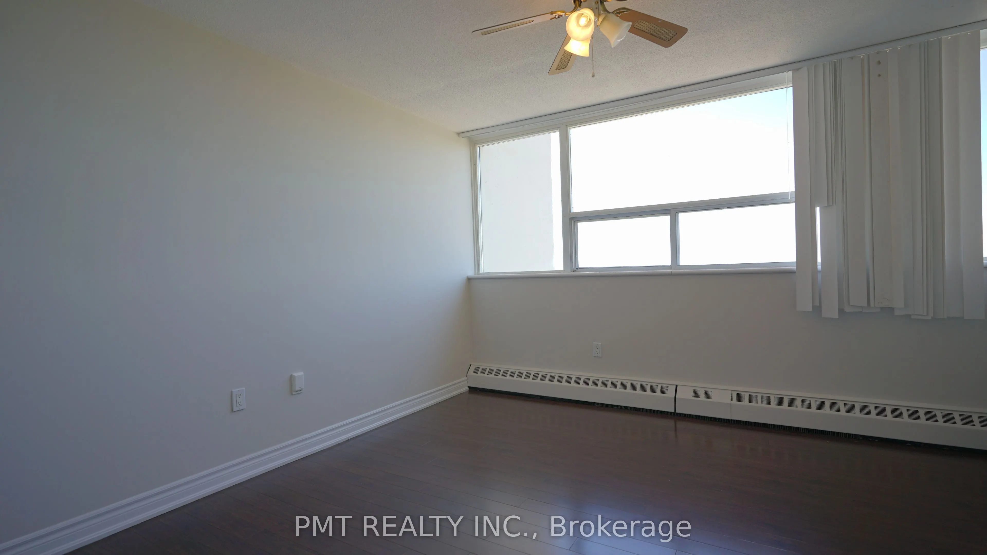 530 Lolita Gardens, #904