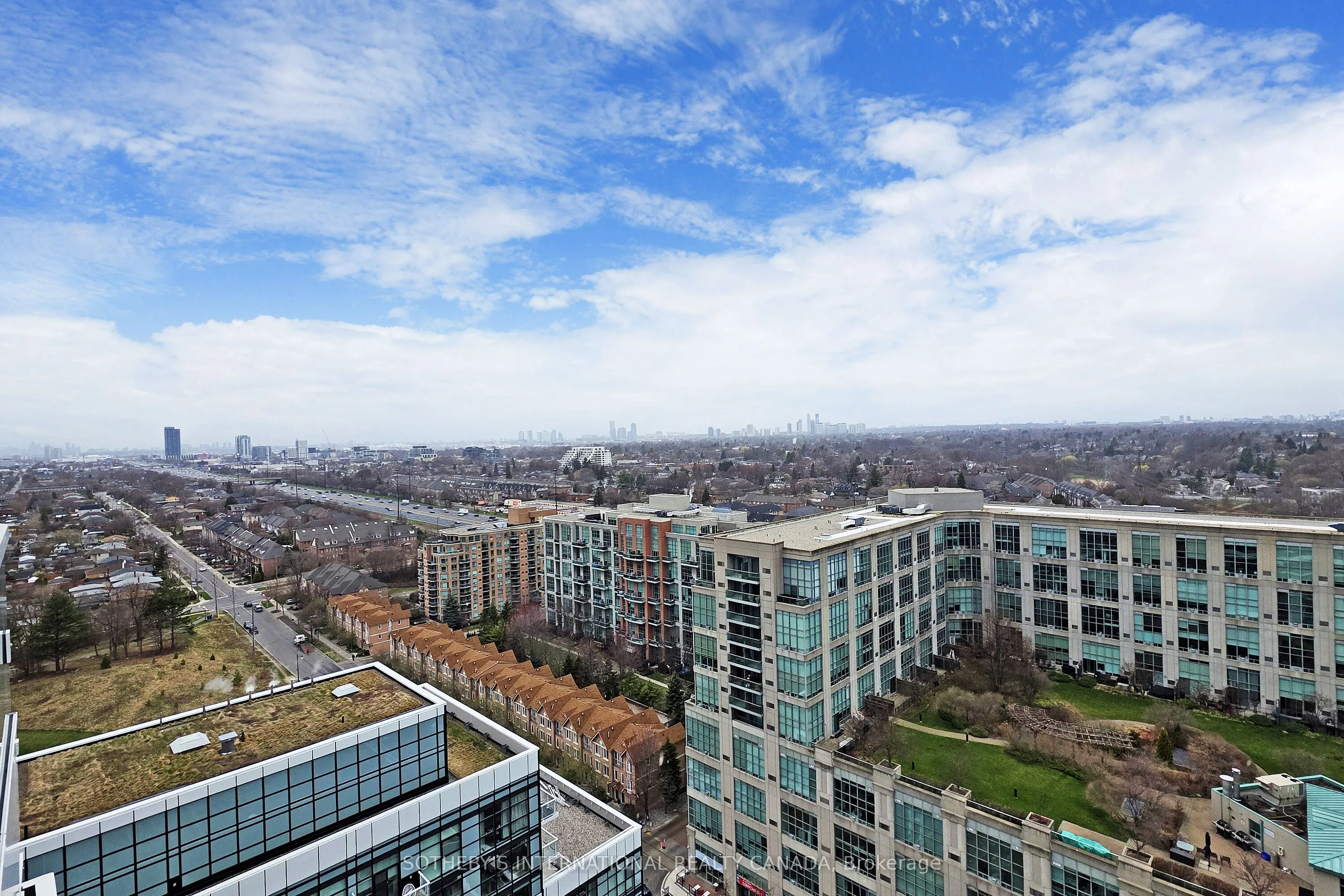 251 Manitoba Street, #2011