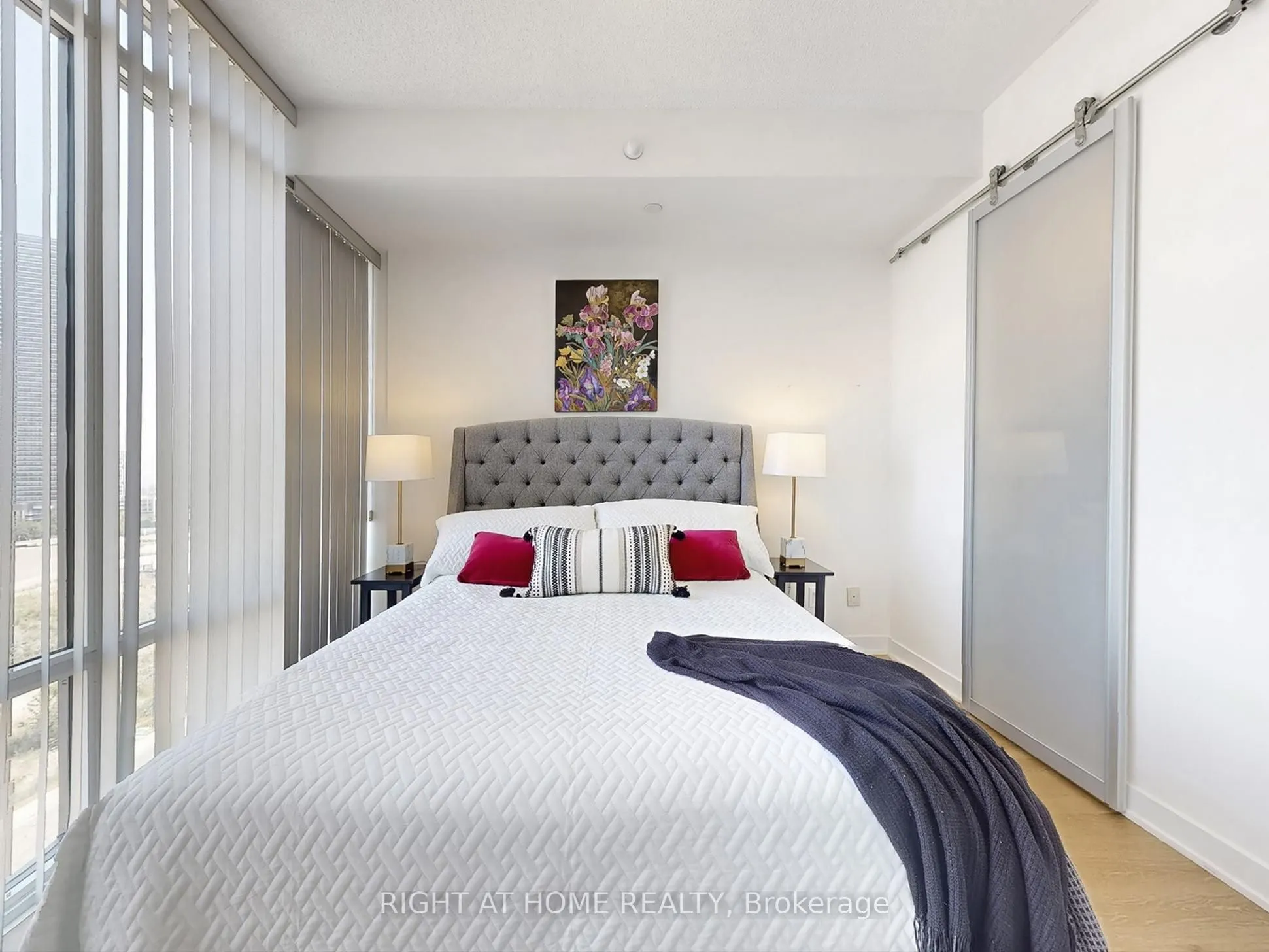 90 Park Lawn Road, #1209