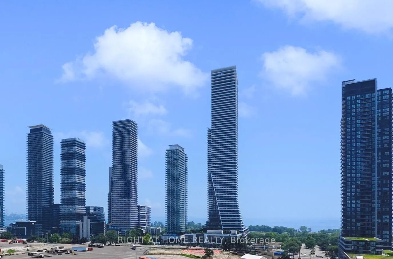 90 Park Lawn Road, #1209