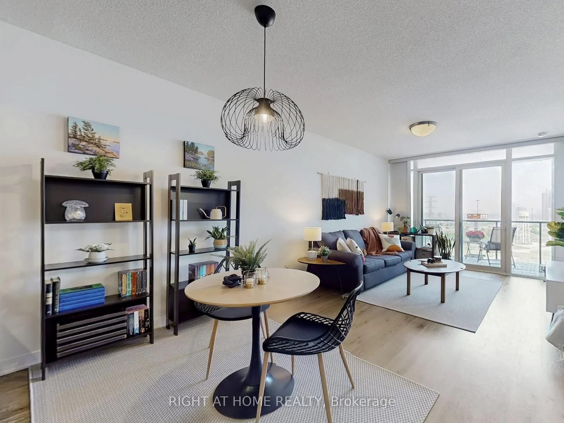 90 Park Lawn Road, #1209