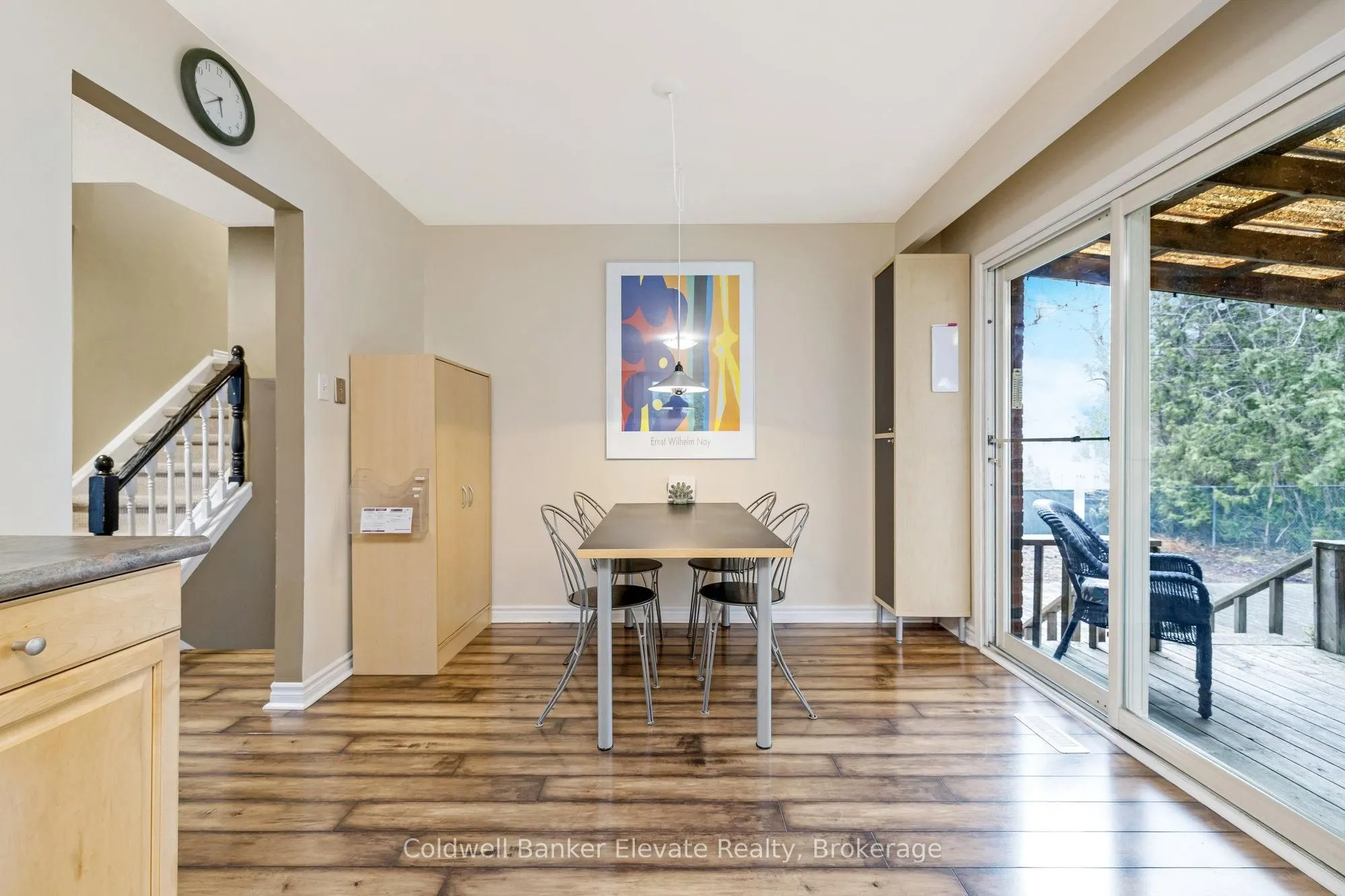 11 Hillside Drive