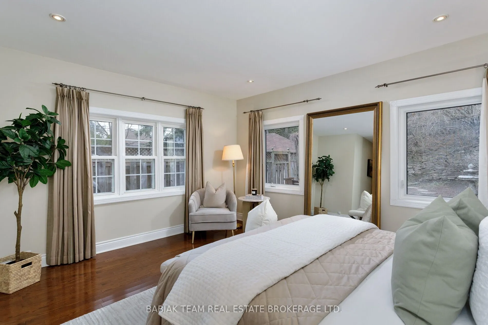 16 Halford Avenue