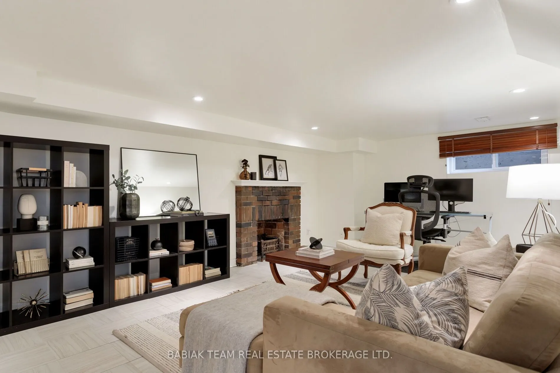 16 Halford Avenue
