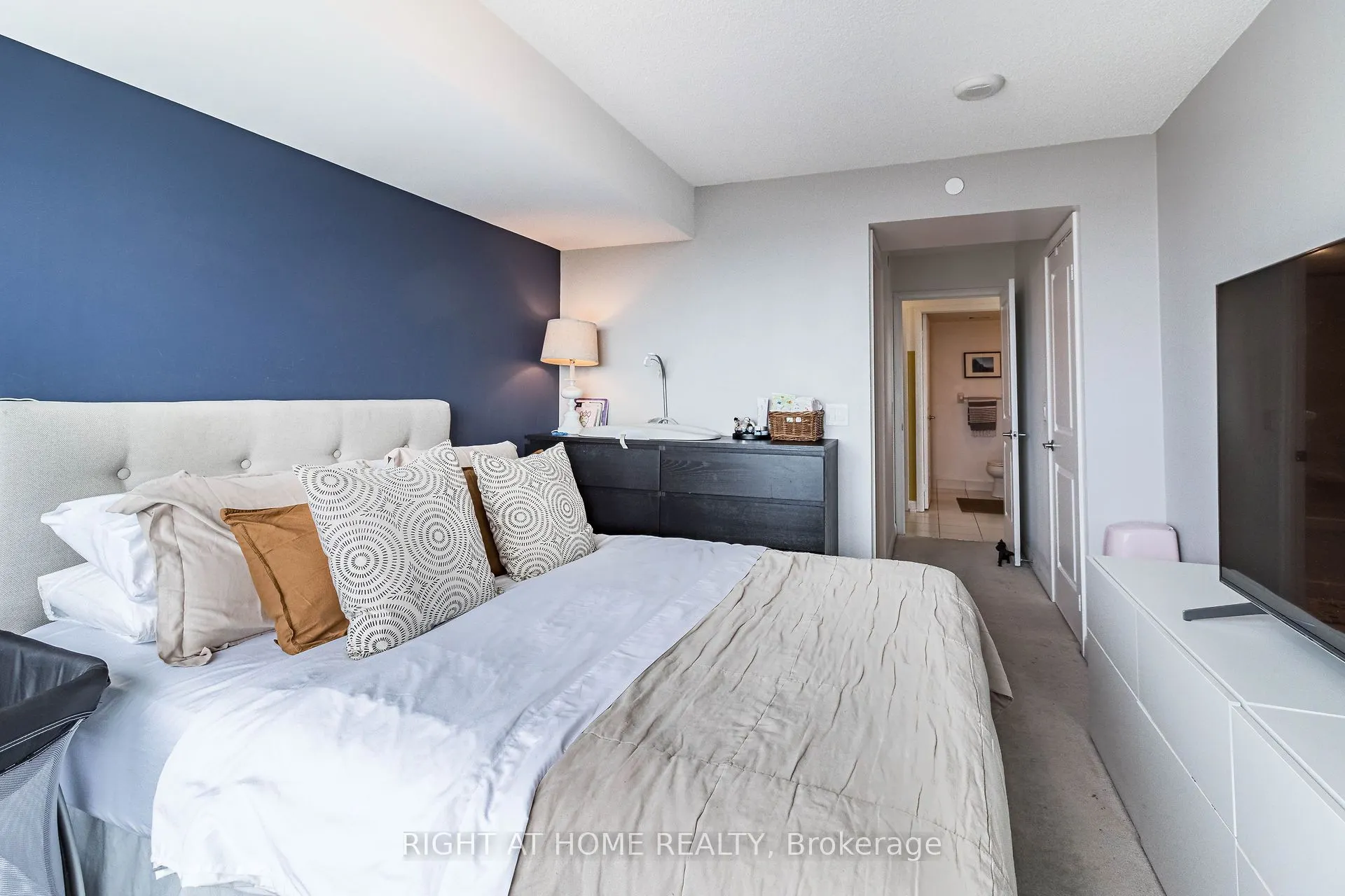 205 Sherway Gardens Road, #1609
