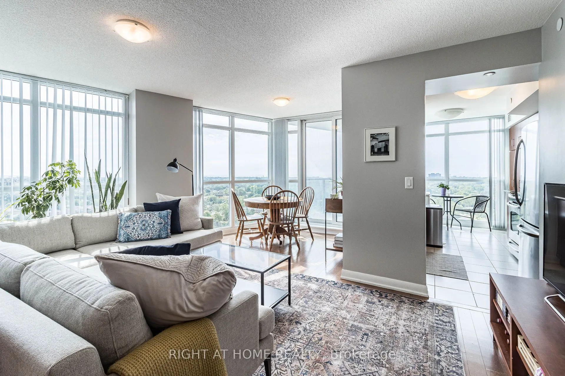 205 Sherway Gardens Road, #1609