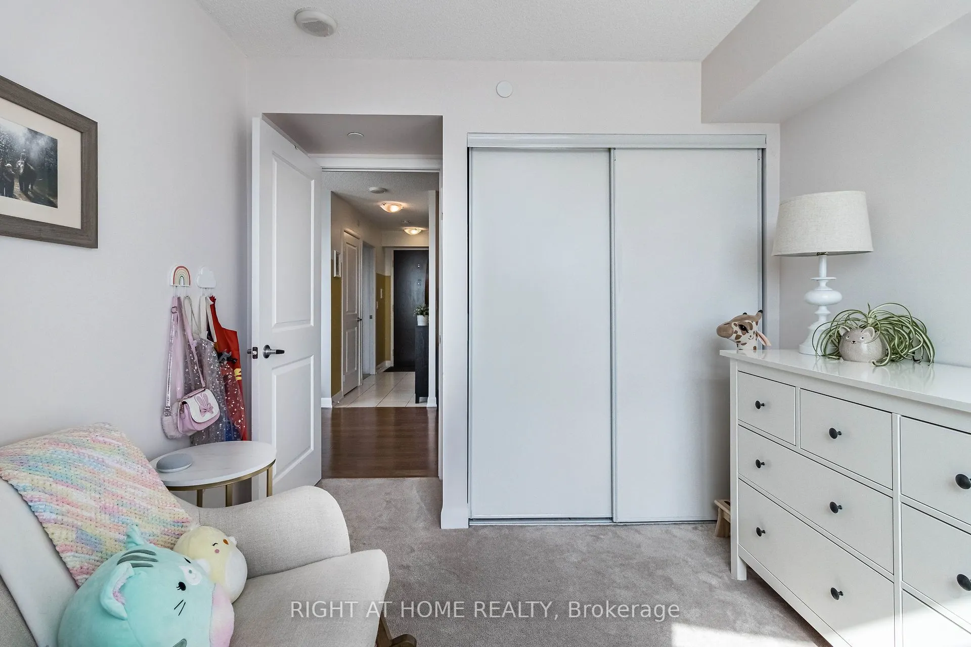 205 Sherway Gardens Road, #1609