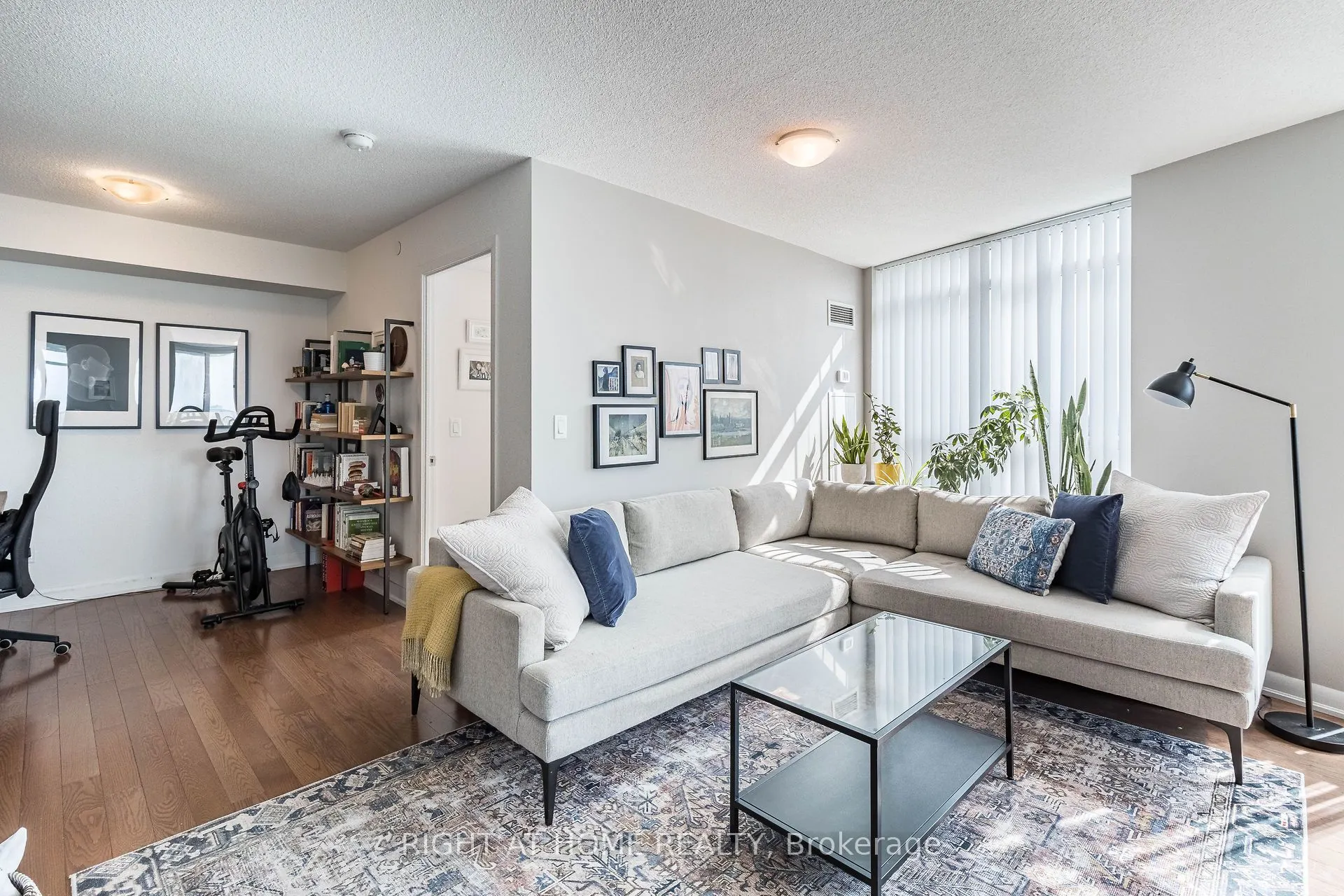 205 Sherway Gardens Road, #1609