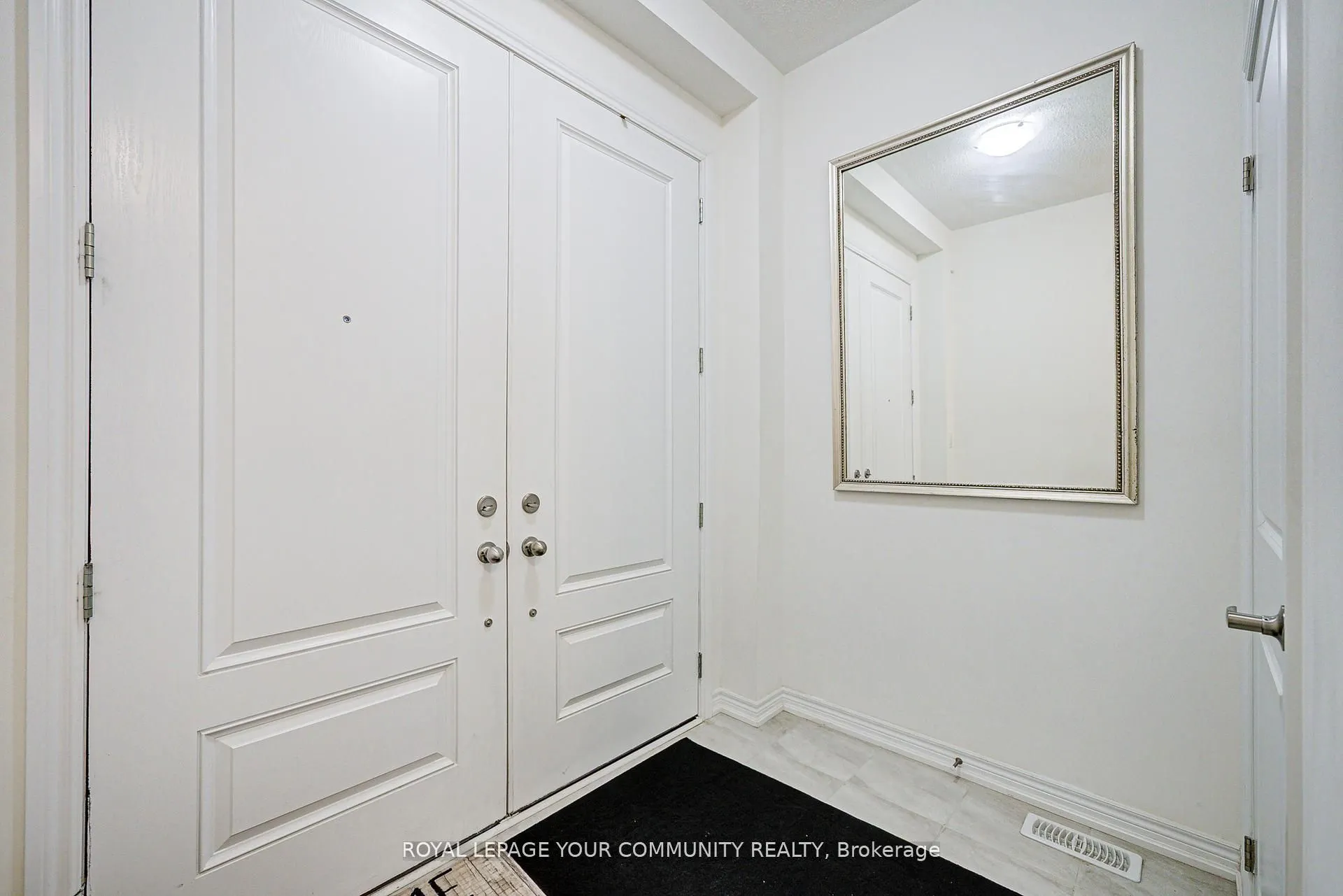 16 Angelfish Road
