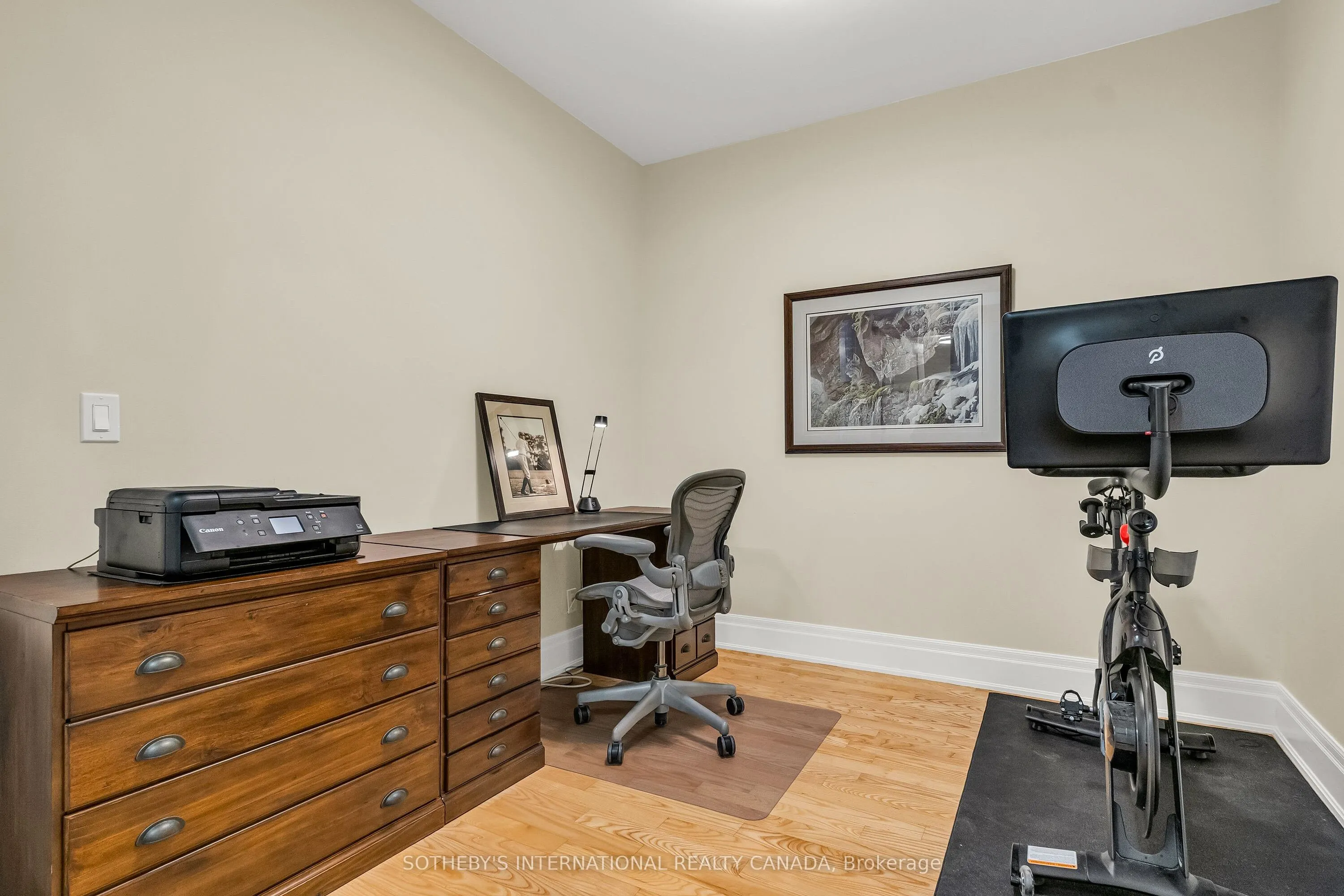 2095 Lake Shore Boulevard W, #818