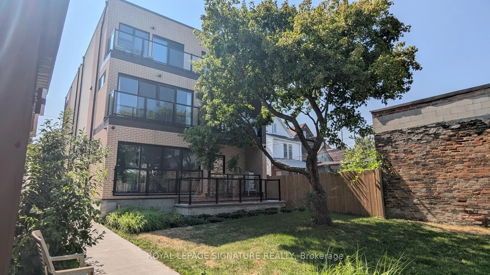 1103 Dufferin Street, #1