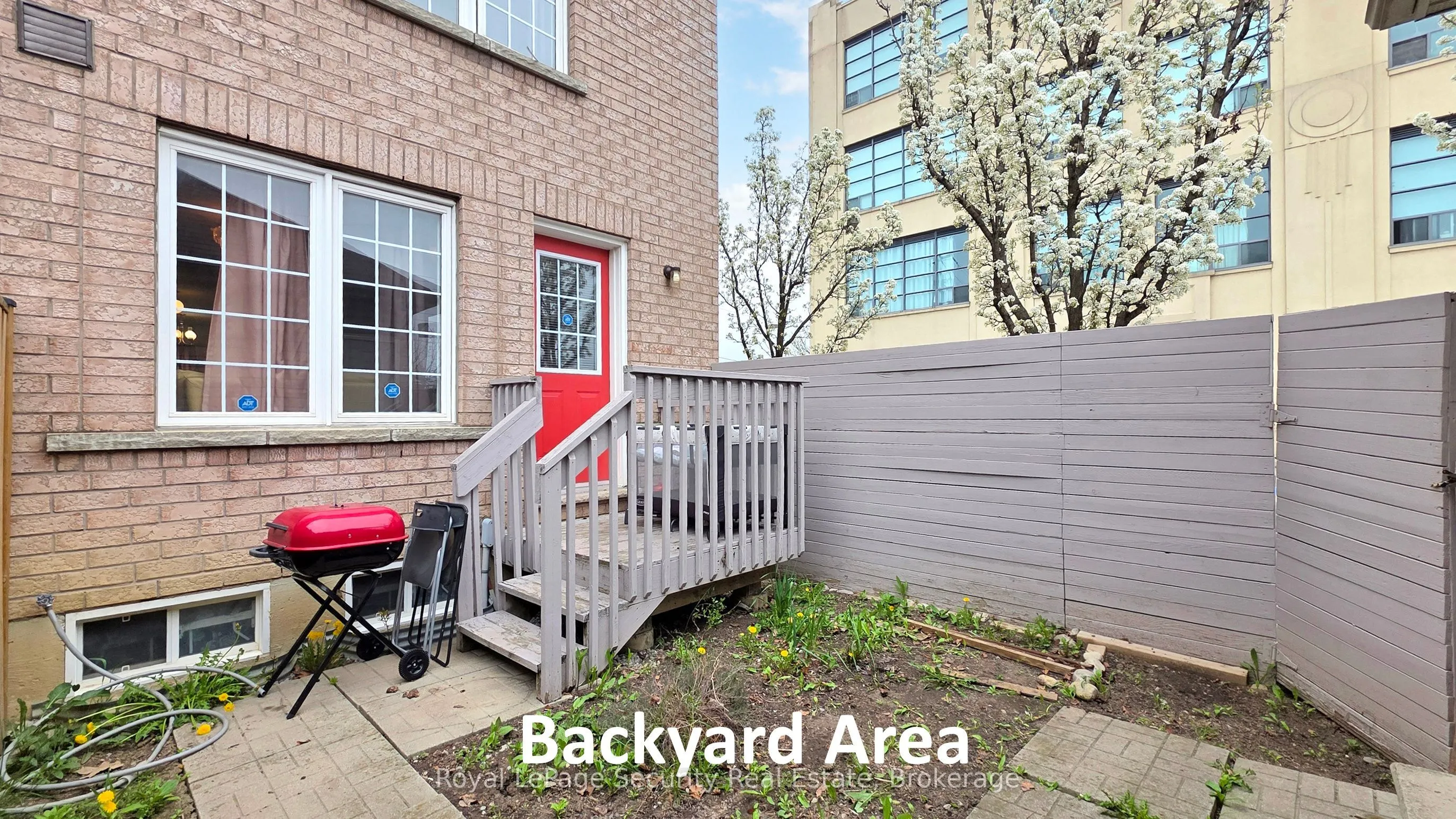 1017 Roselawn Avenue