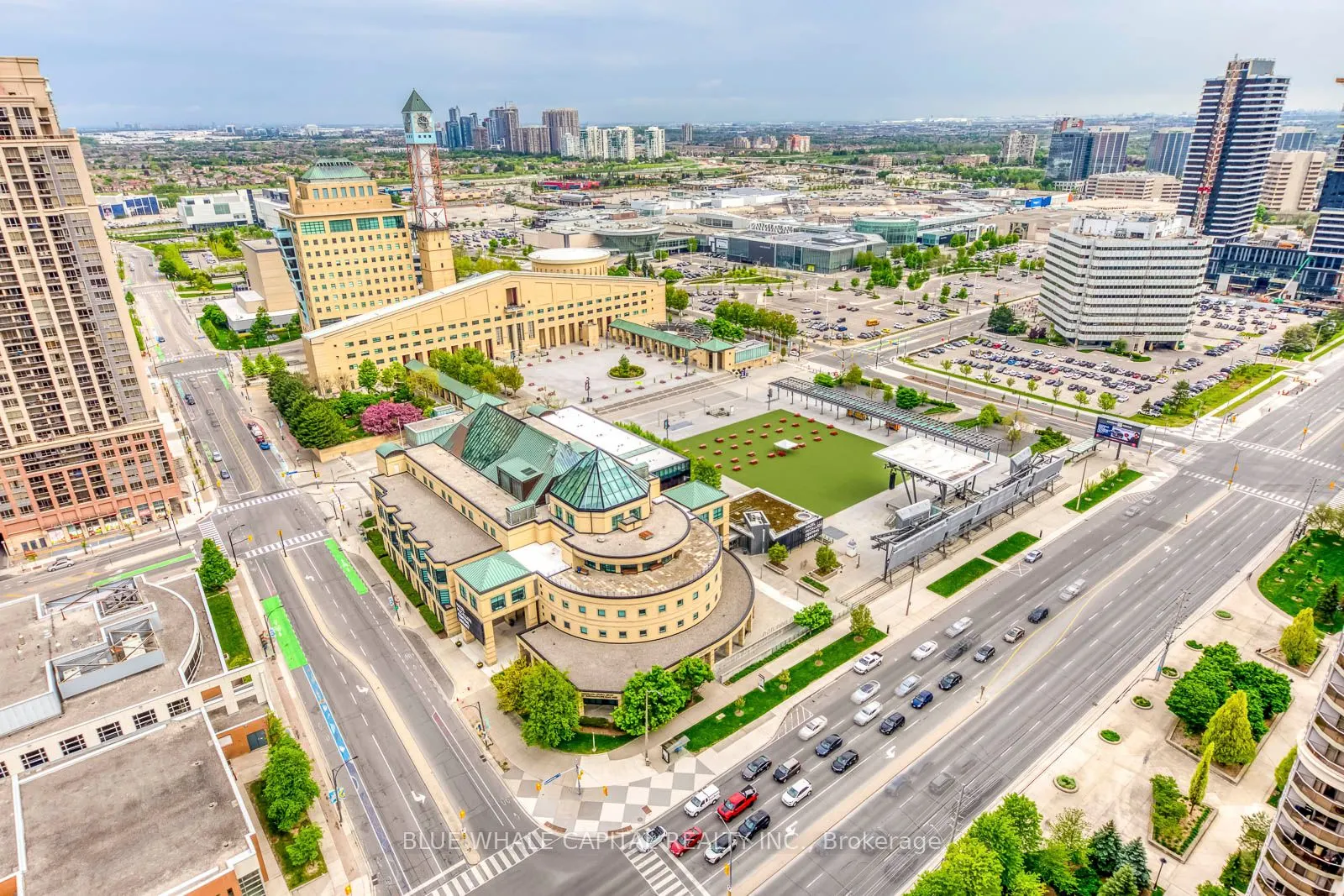 330 Burnhamthorpe Road W, #3005