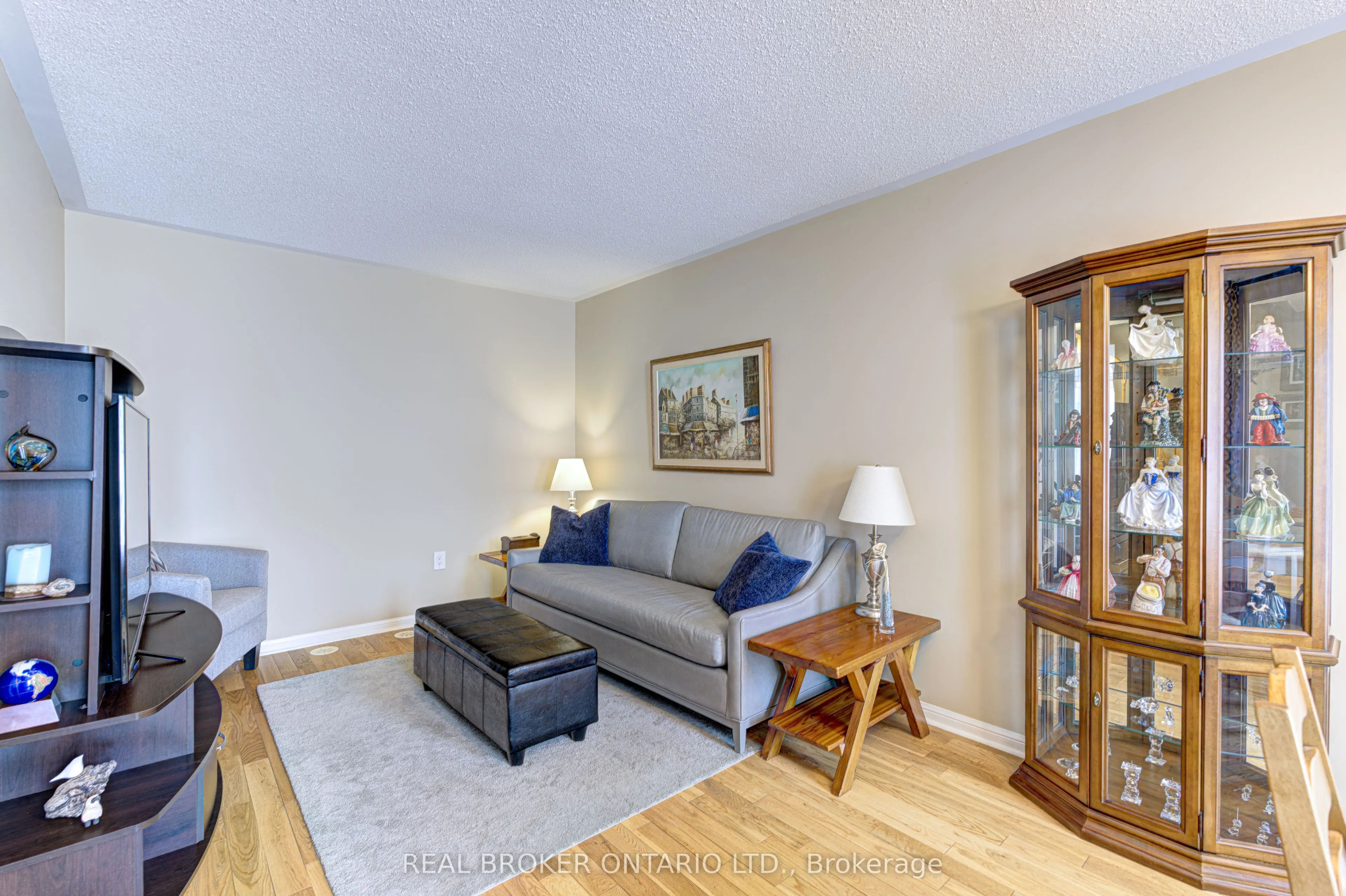 253 Wetenhall Landing