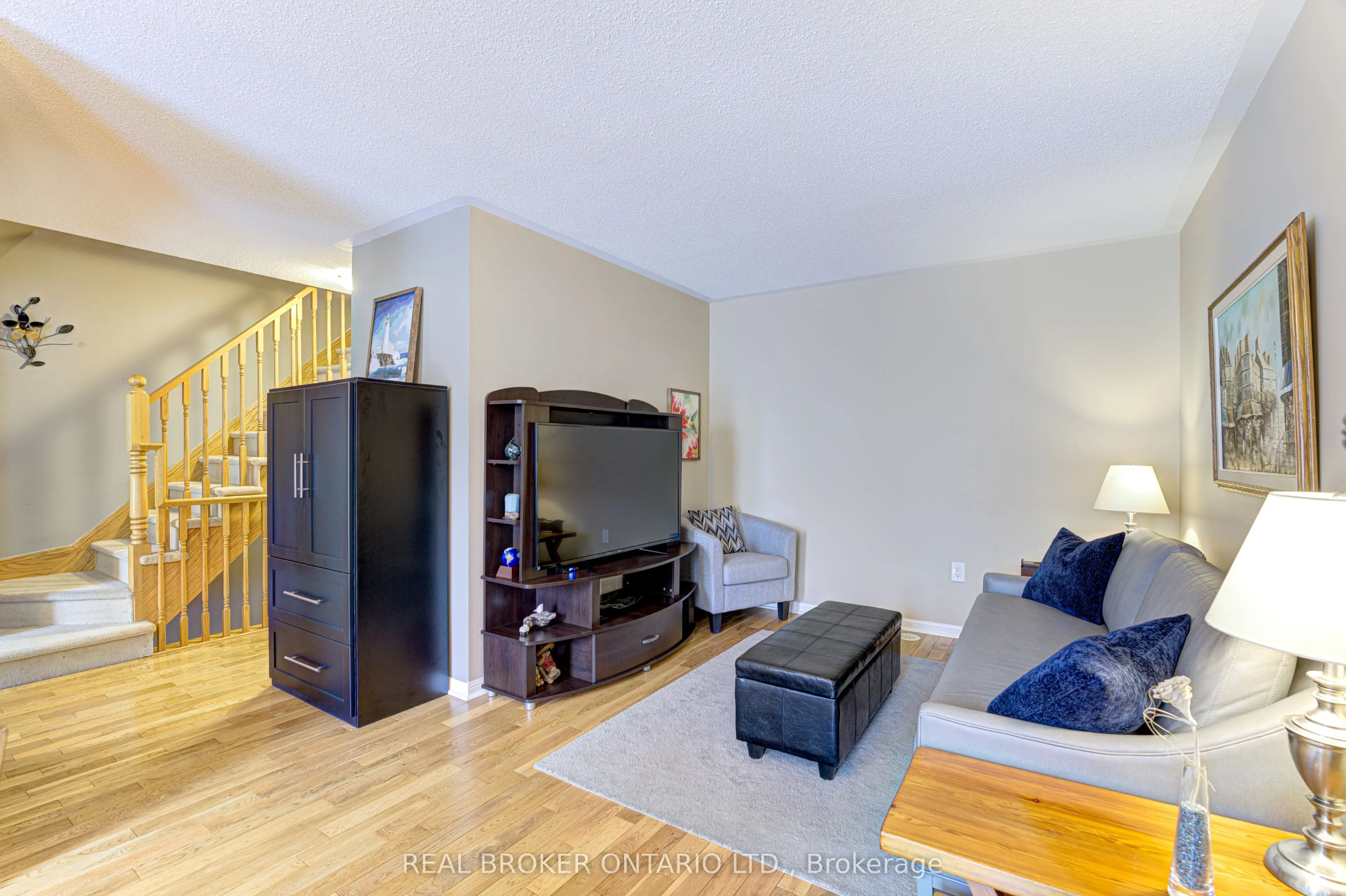 253 Wetenhall Landing