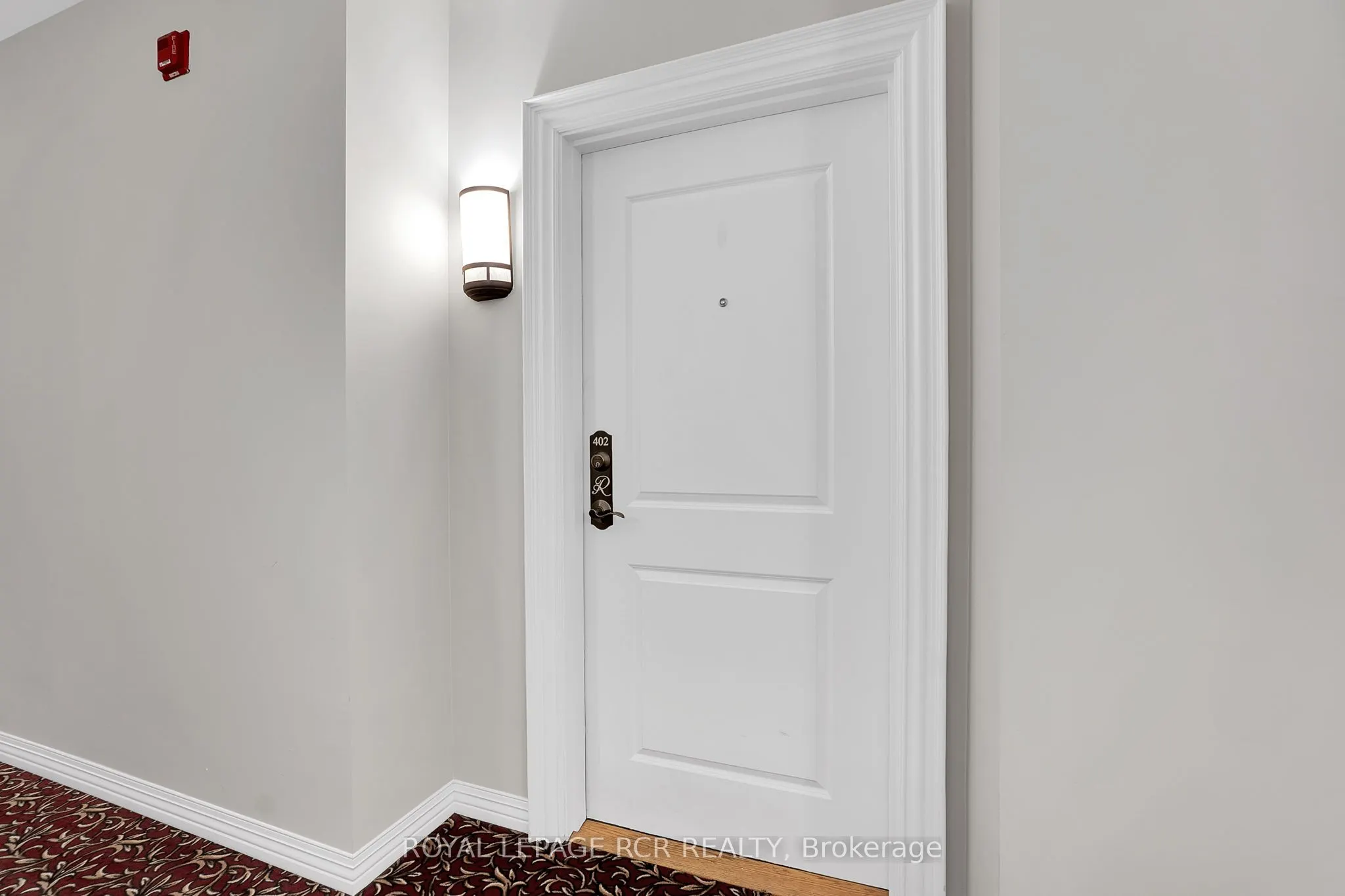 60 Ann Street, #402