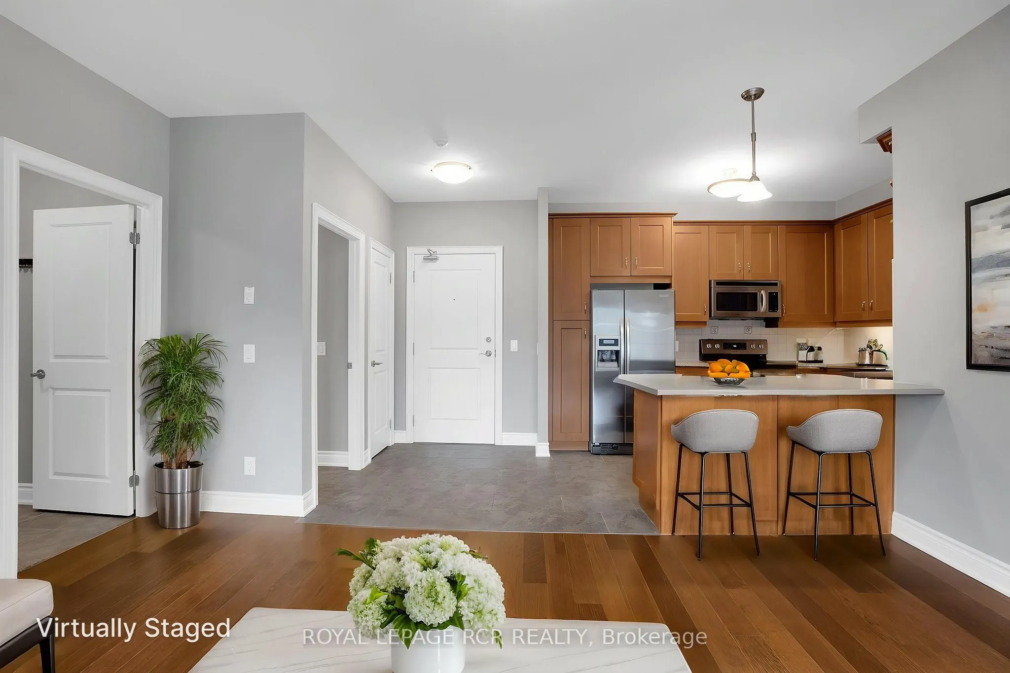 60 Ann Street, #402