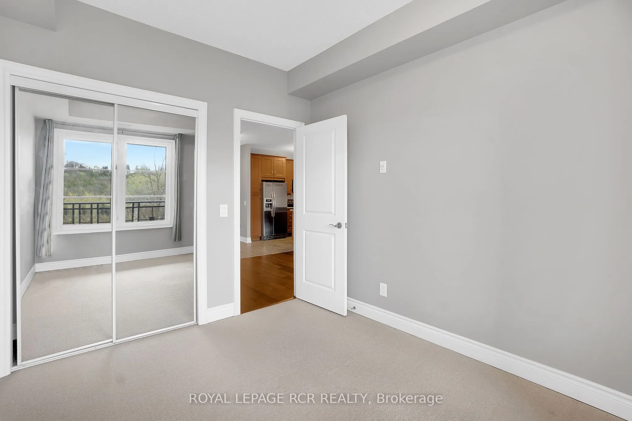 60 Ann Street, #402