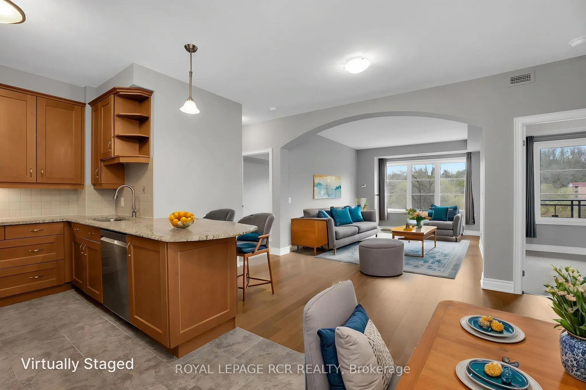 60 Ann Street, #402