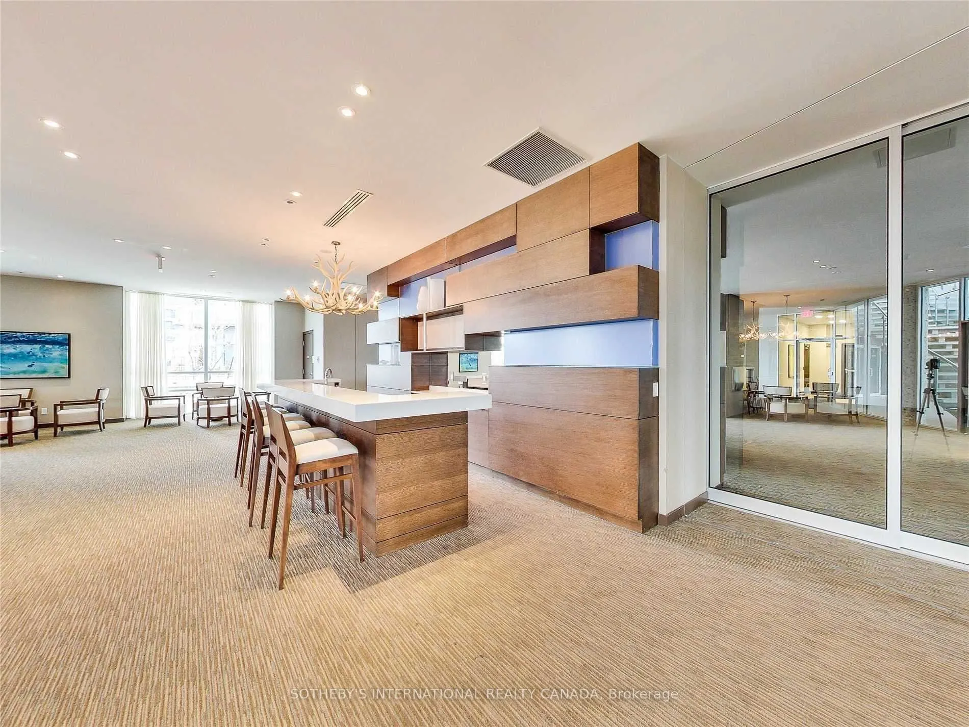 15 Legion Road, #2007
