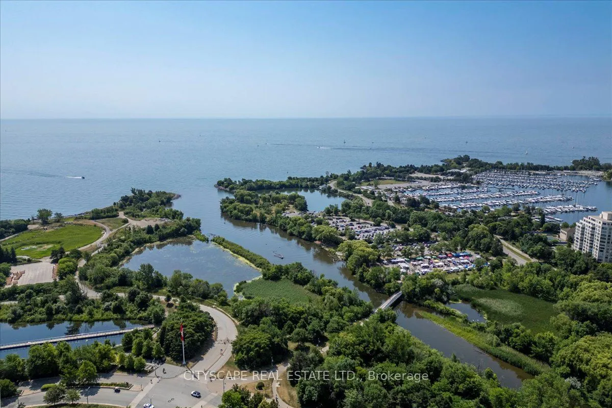 2220 Lakeshore Boulevard, #2408