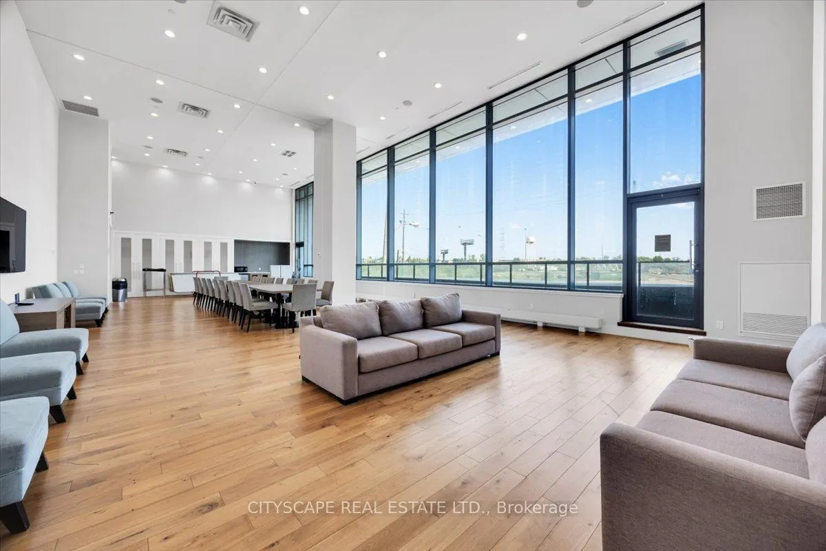 2220 Lakeshore Boulevard, #2408