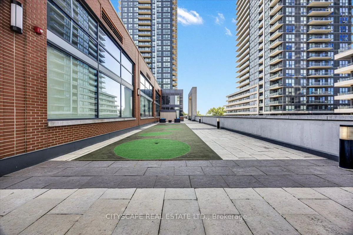 2220 Lakeshore Boulevard, #2408