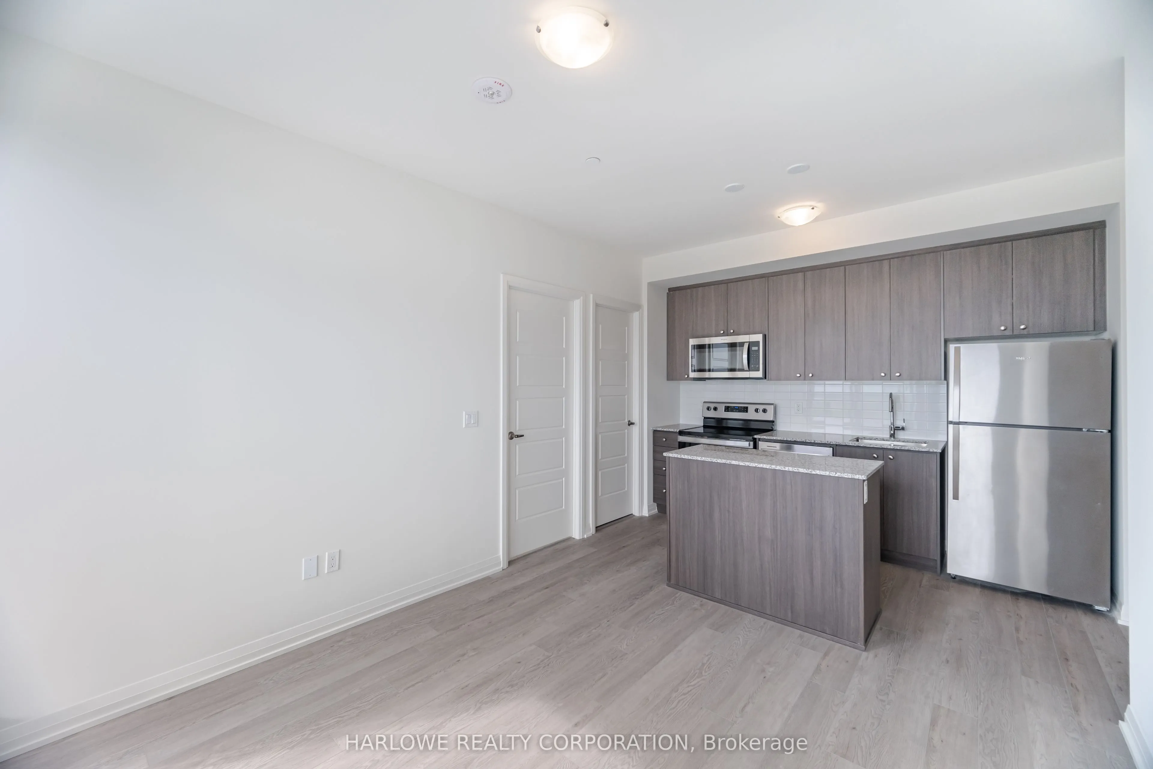 3006 William Cutmore Boulevard, #1207