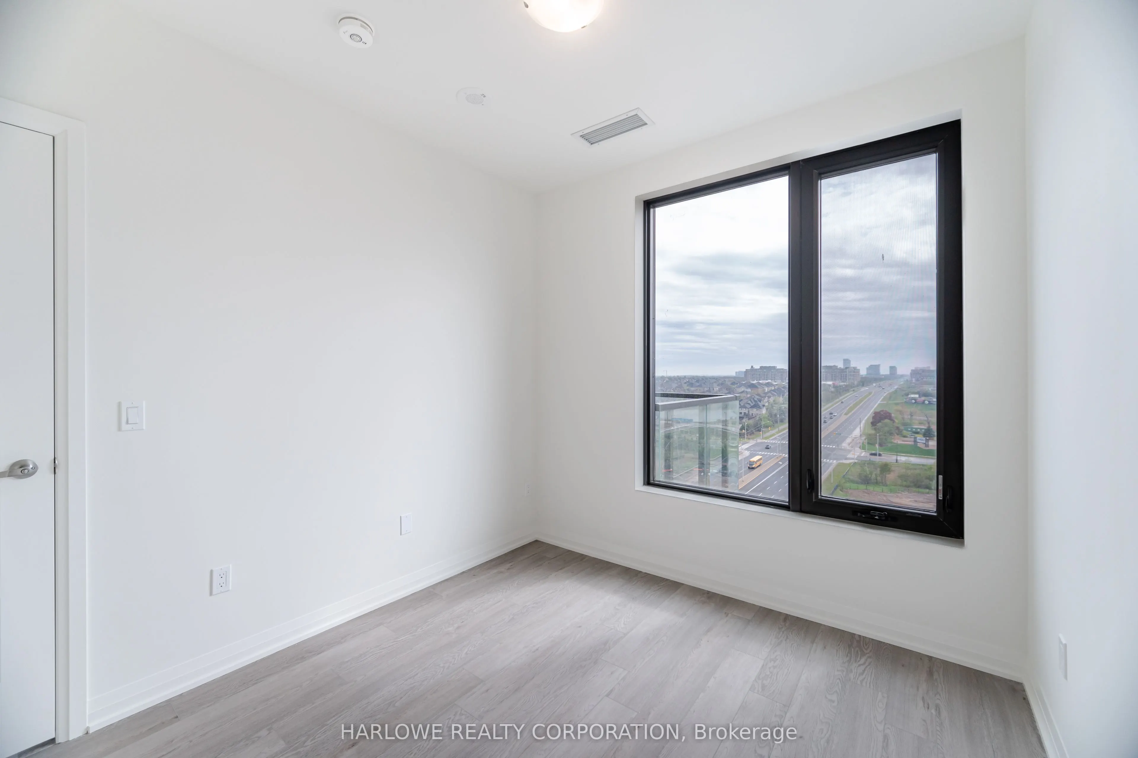 3006 William Cutmore Boulevard, #1207