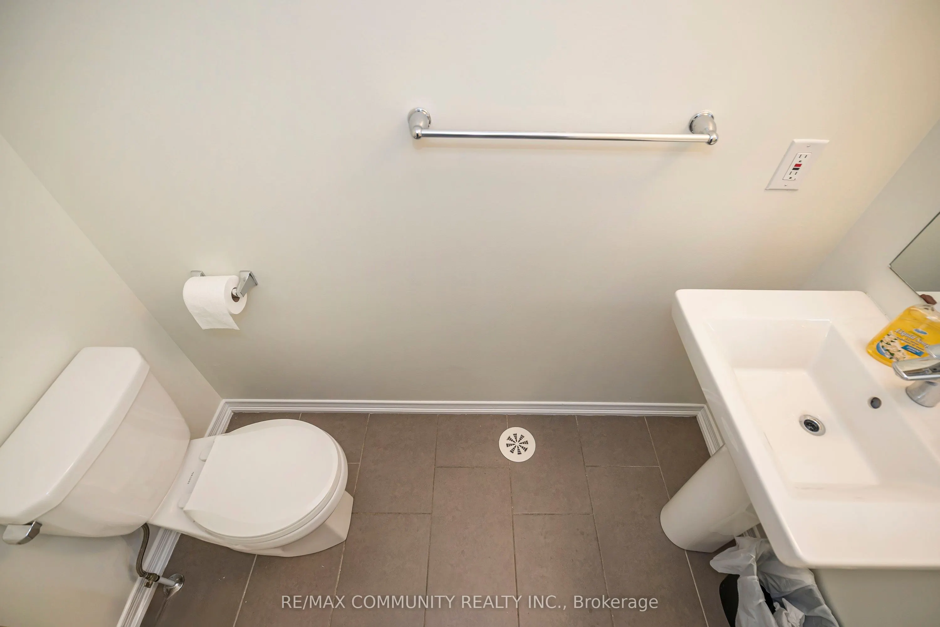 2057 Cliff Road, #64